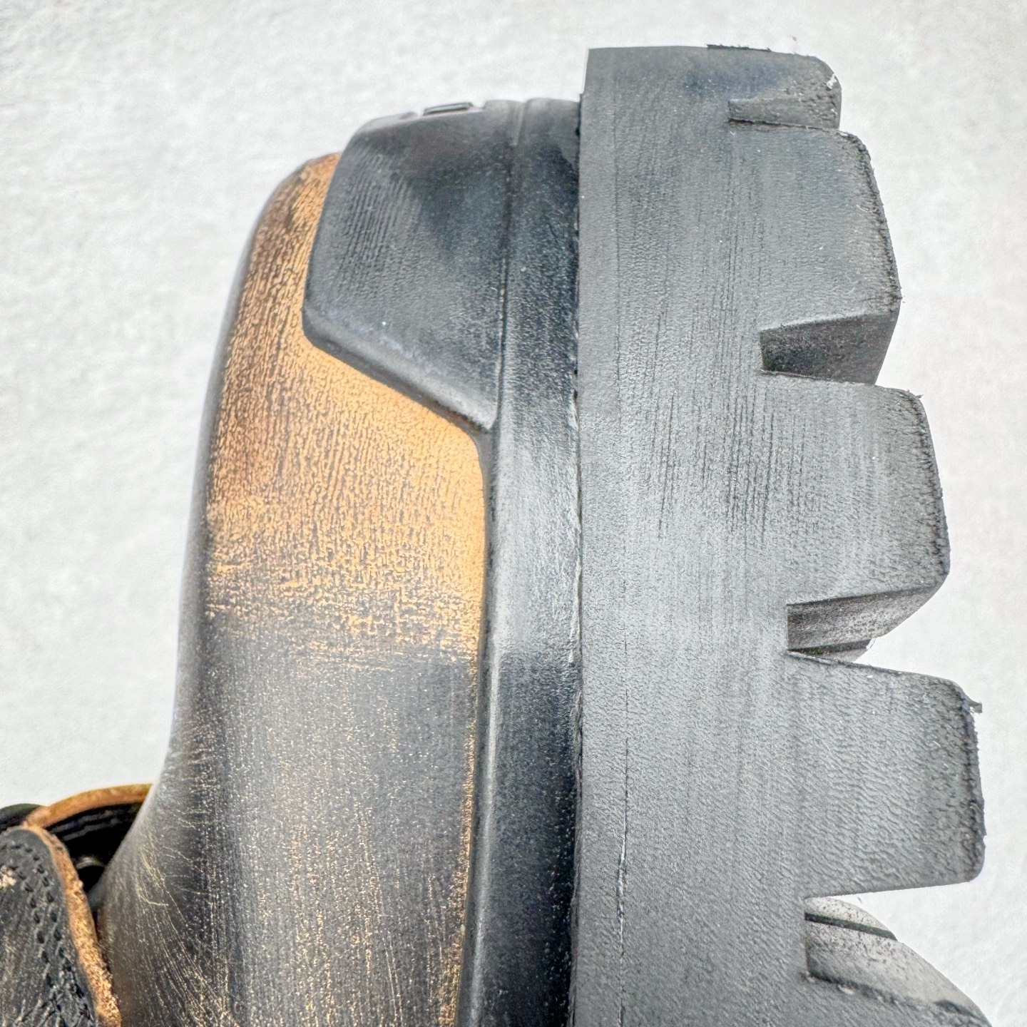 Balenciaga  Strike  巴黎世家 系带  中筒 皮鞋 复古板鞋 休闲鞋 男鞋 黑棕-C0 670633WBD111020