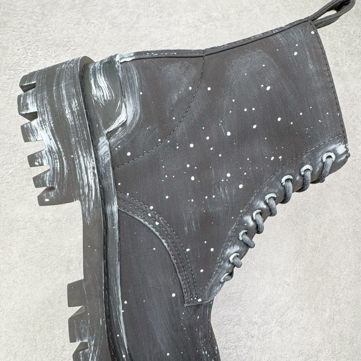 Balenciaga  Strike 巴黎世家 系带  中筒 皮鞋 复古板鞋 休闲鞋 男鞋 水洗 沥青色-C0  670633W2DY21090