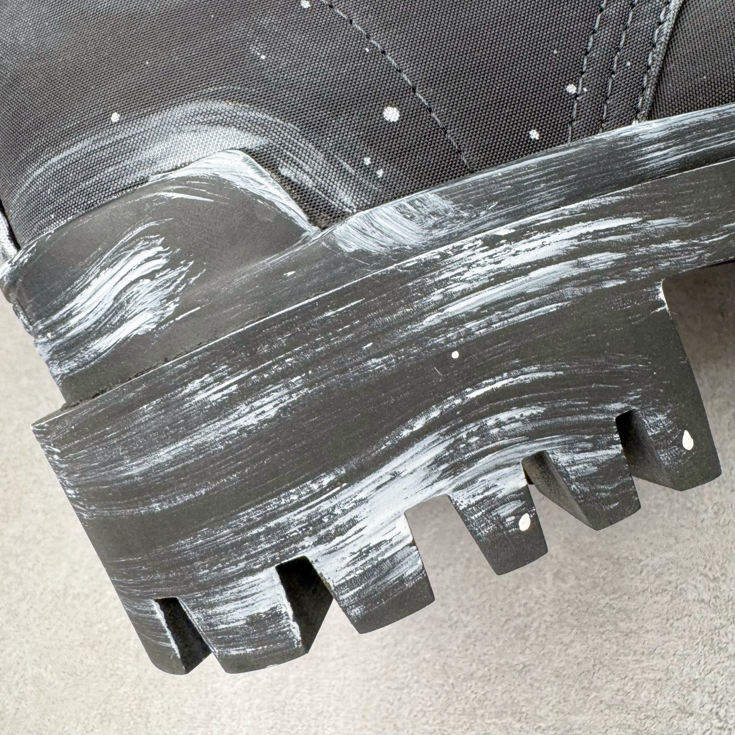 Balenciaga  Strike 巴黎世家 系带  中筒 皮鞋 复古板鞋 休闲鞋 男鞋 水洗 沥青色-C0  670633W2DY21090