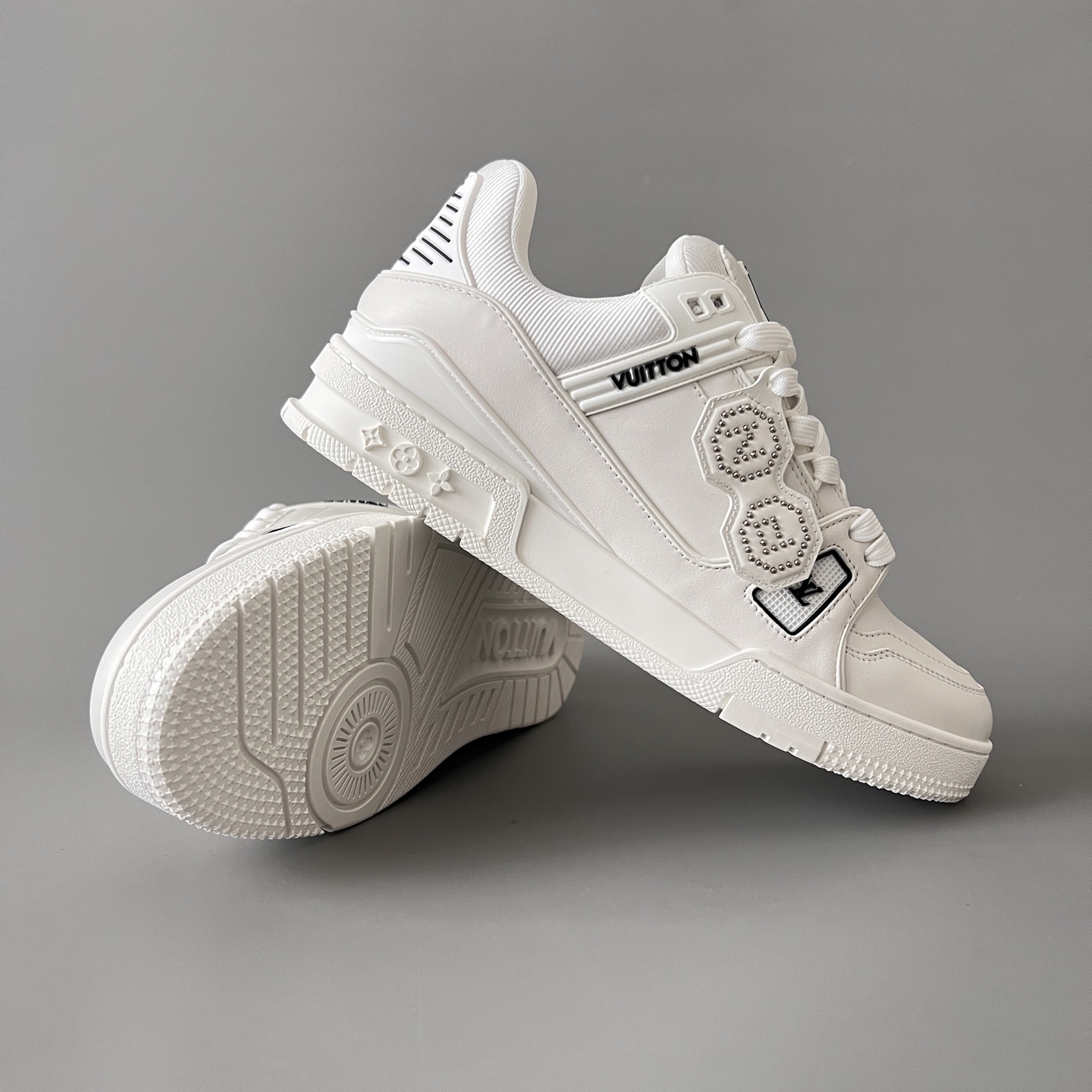 Louis Vuitton LV Nigo Trainer 路易威登 低筒 休闲鞋 板鞋 运动鞋 男鞋 女鞋 波鞋 白色 1AIKR3