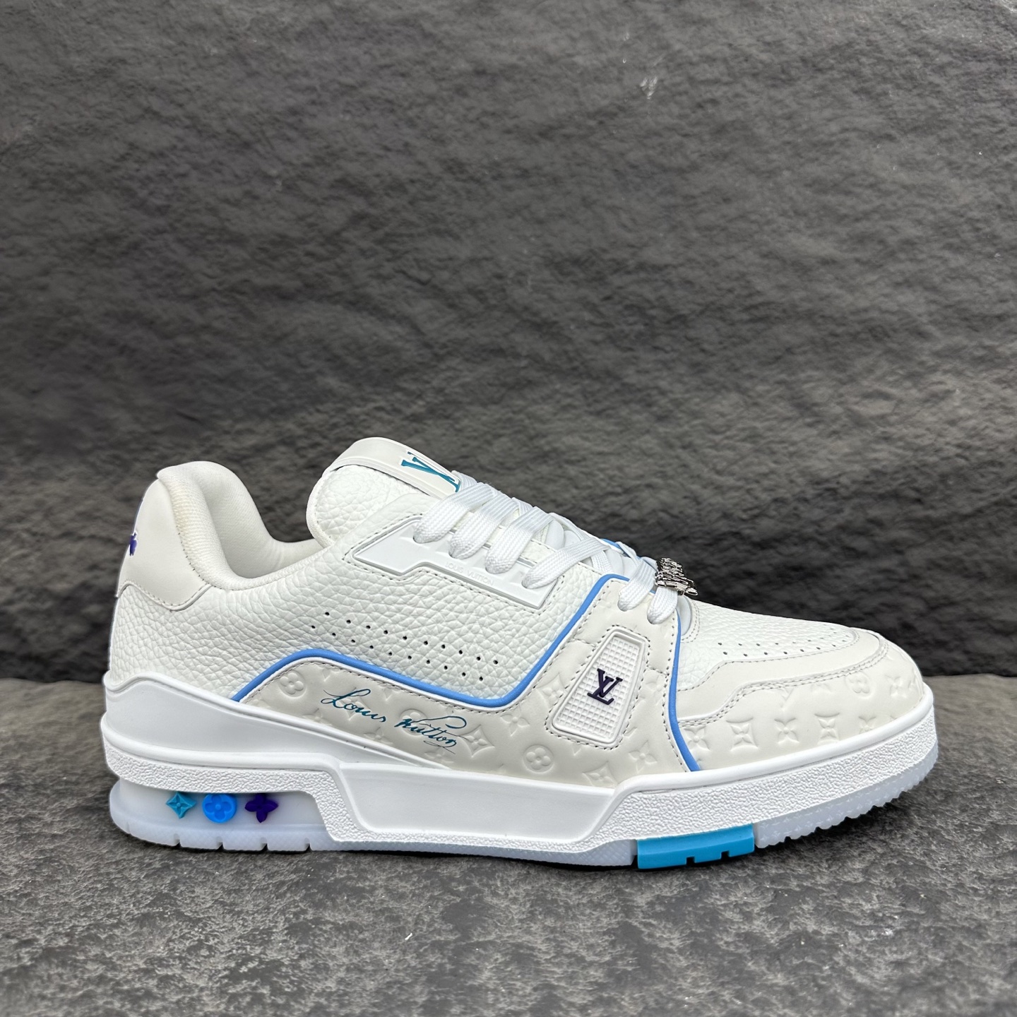 Louis Vuitton LV Trainer 路易威登 低筒 休闲鞋 板鞋 运动鞋 男鞋 女鞋 波鞋 白蓝紫 邮轮限定 1APHLB