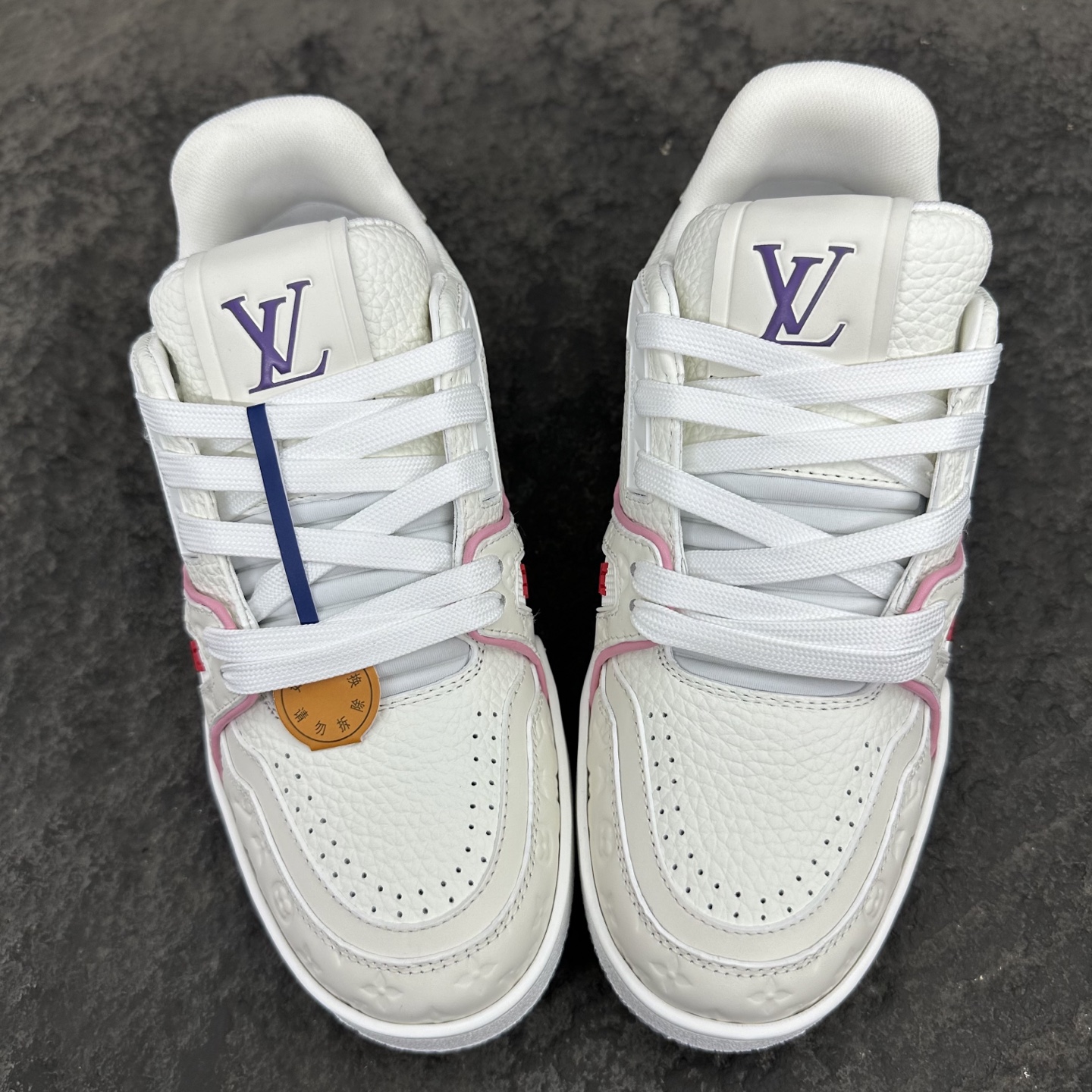 Louis Vuitton LV Trainer 路易威登 低筒 休闲鞋 板鞋 运动鞋 男鞋 女鞋 波鞋 白粉色 邮轮限定   1APHLG