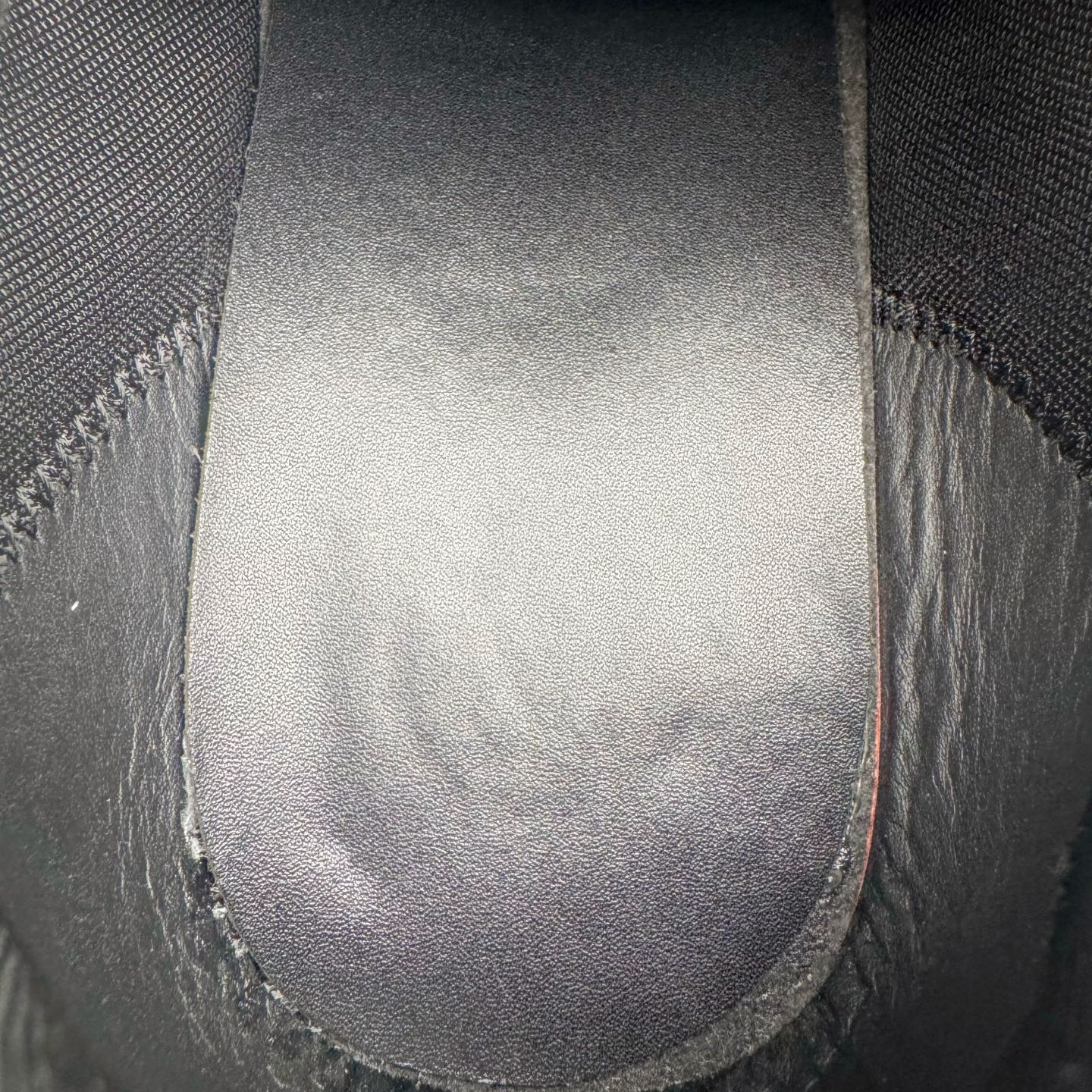 LOUIS VUITTON Buttersoft LV NIGO 路易威登 低筒 生活休闲鞋 板鞋 运动鞋 男鞋 女鞋  黑色 1AIKEF