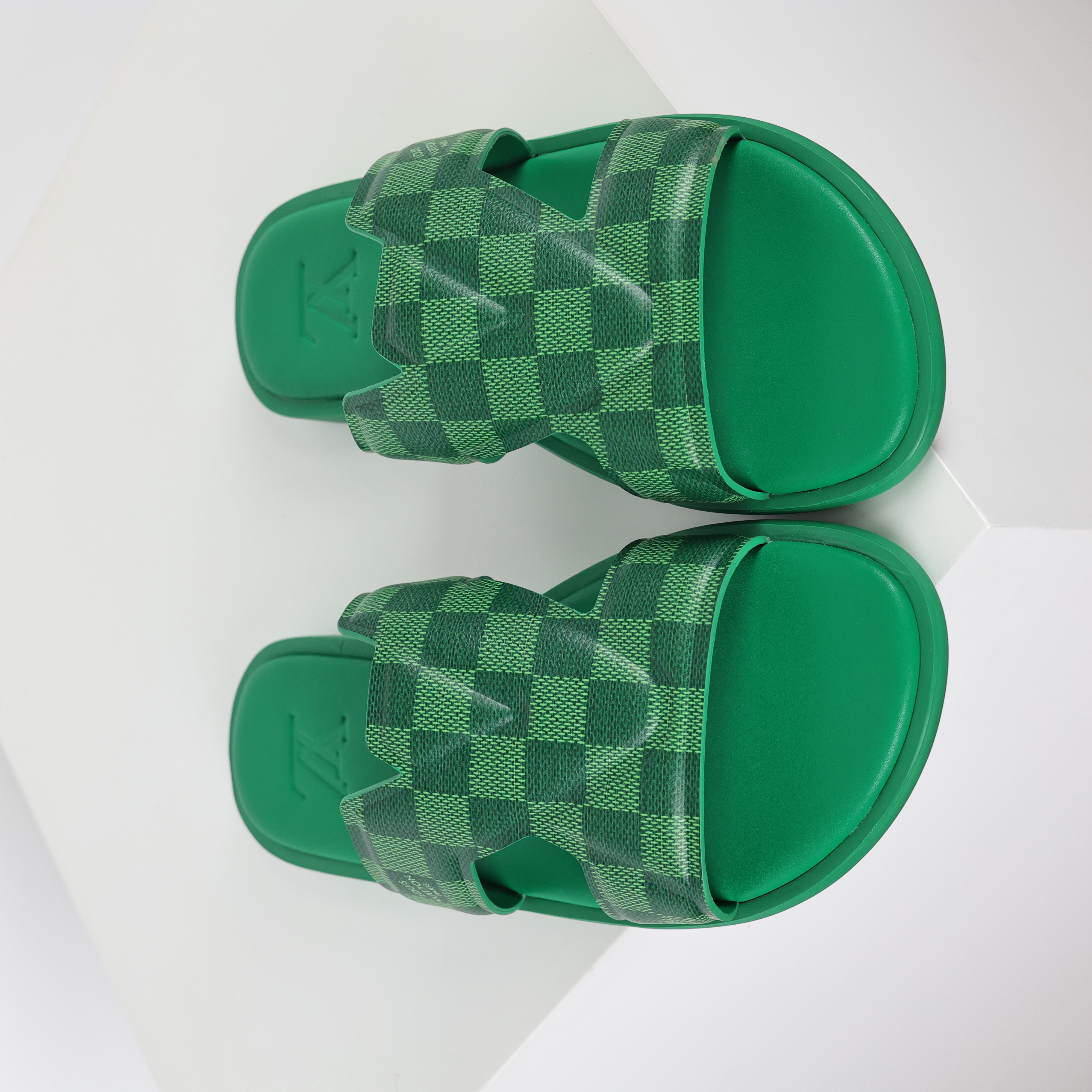 Louis Vuitton slippers Oasis LV路易威登 包头 时尚凉拖 室内外休闲鞋 一字拖鞋  绿色B0 1AC5EU
