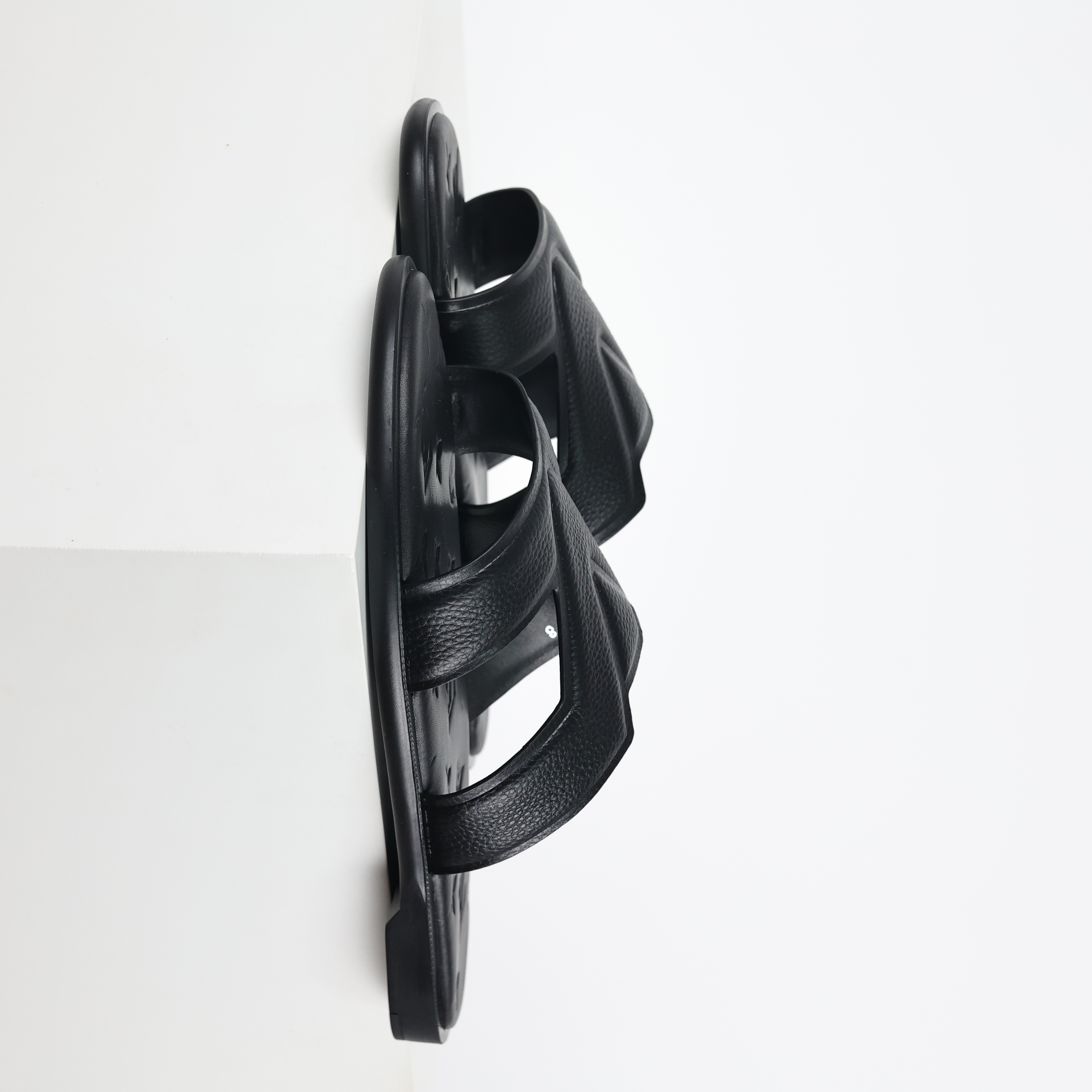 Louis Vuitton slippers Oasis LV路易威登 包头 时尚凉拖 室内外休闲鞋 一字拖鞋  黑色B0 1ACVGJ