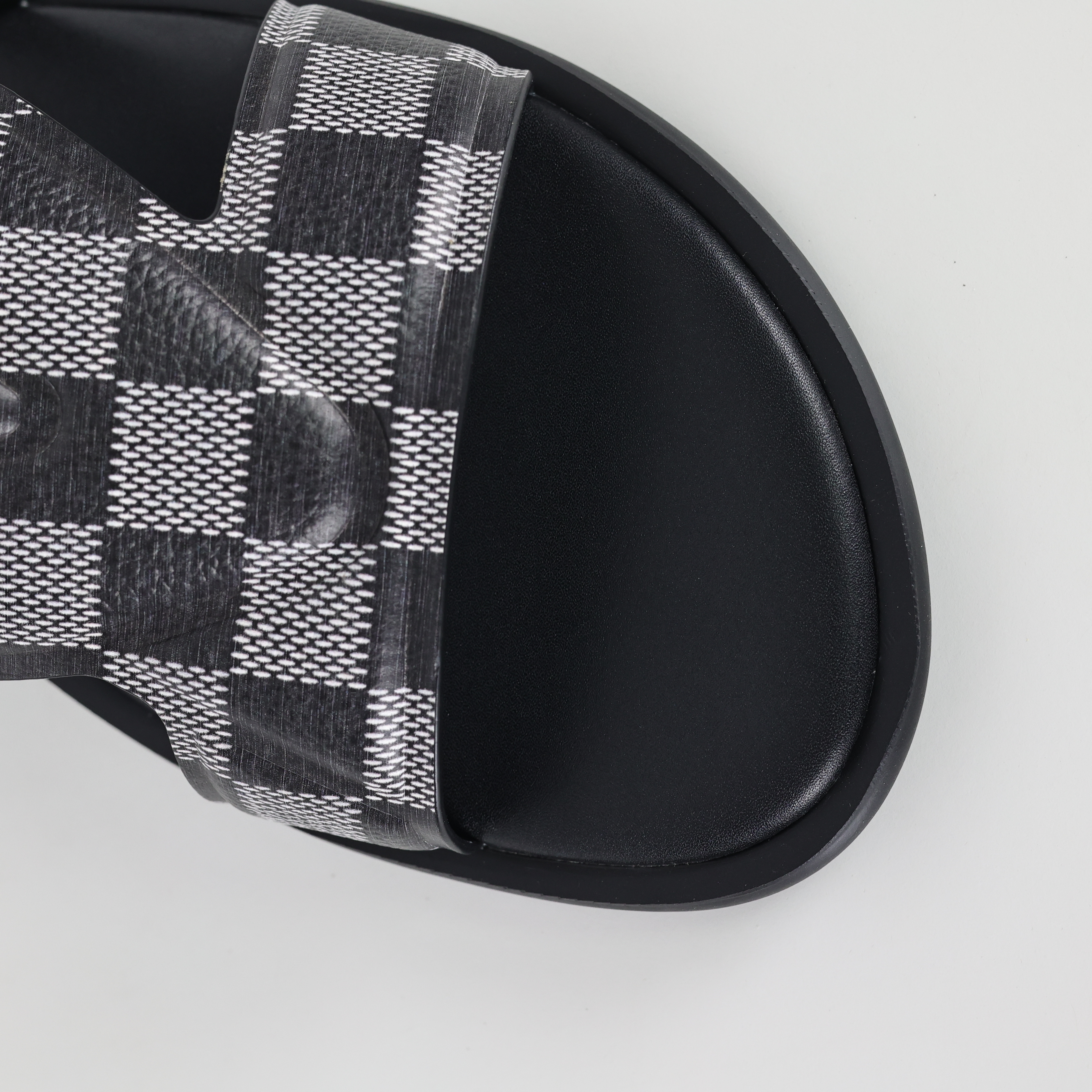 Louis Vuitton slippers Oasis LV路易威登   时尚凉拖 室内外休闲鞋 圆头平底穆勒鞋 一字拖鞋  黑色B0 1ABFPS