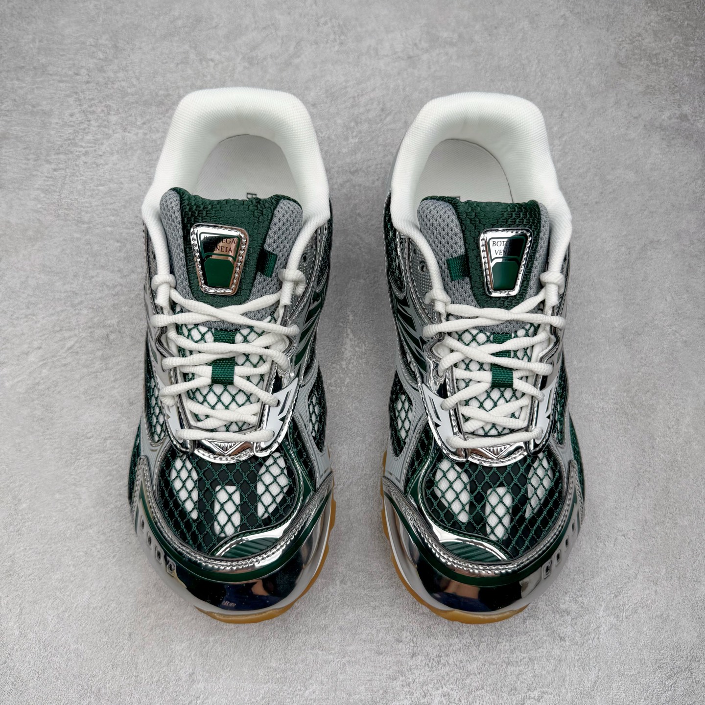 BV Orbit Runner 葆蝶 低筒 时尚舒适 老爹鞋 生活休闲鞋 板鞋 波鞋 绿色B5 741357V2X403031