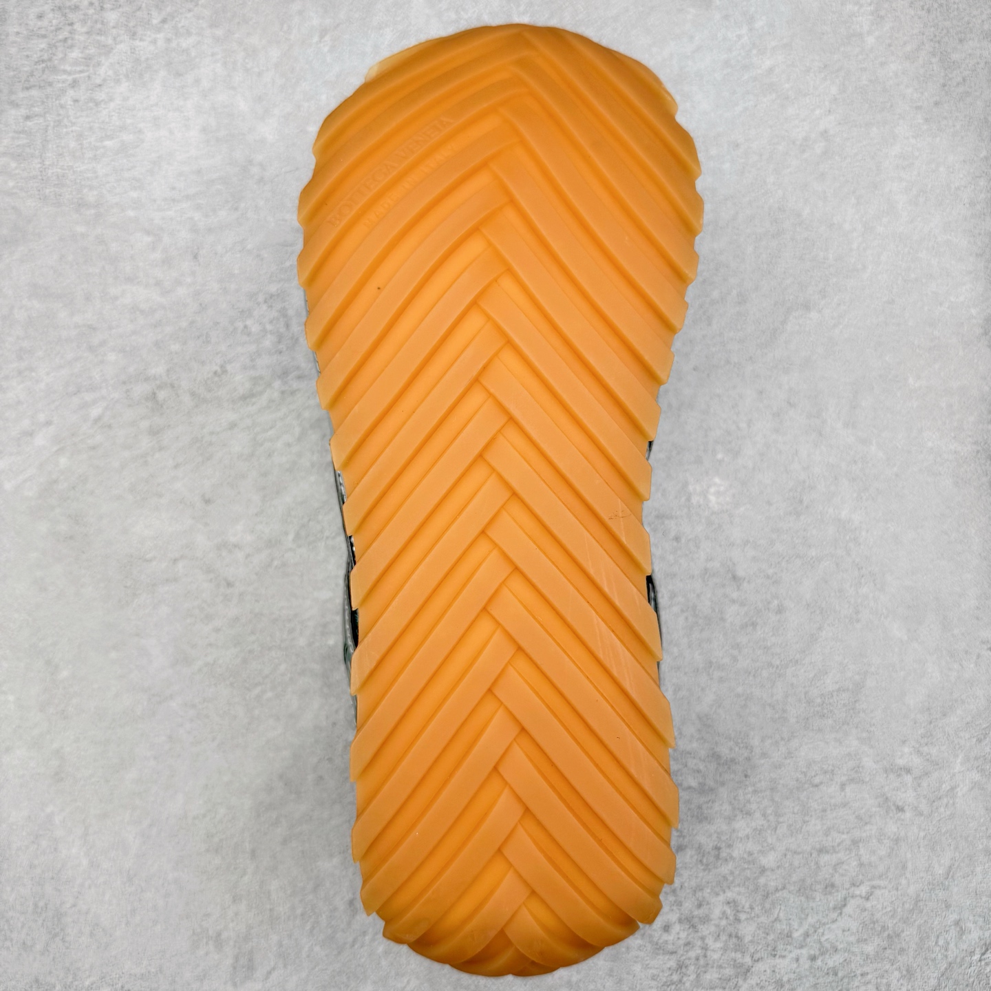 BV Orbit Runner 葆蝶 低筒 时尚舒适 老爹鞋 生活休闲鞋 板鞋 波鞋 绿色B5 741357V2X403031