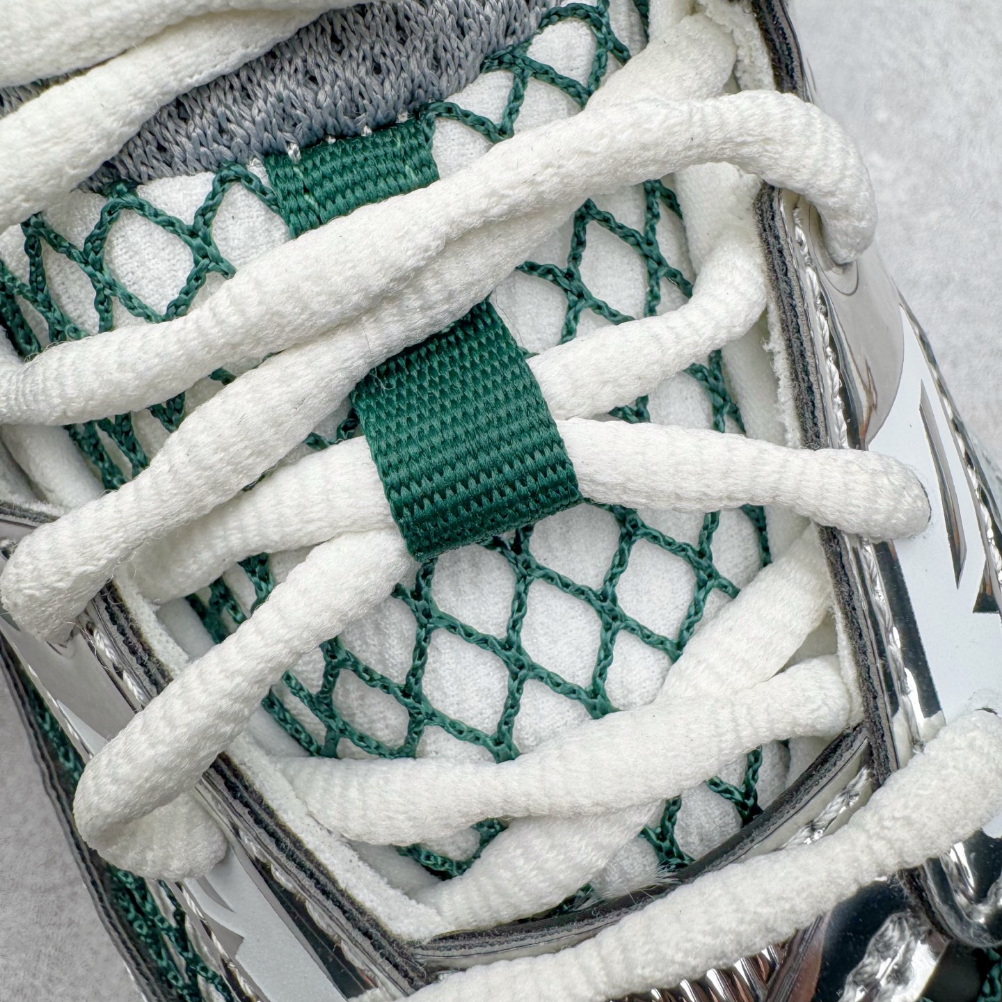 BV Orbit Runner 葆蝶 低筒 时尚舒适 老爹鞋 生活休闲鞋 板鞋 波鞋 绿色B5 741357V2X403031