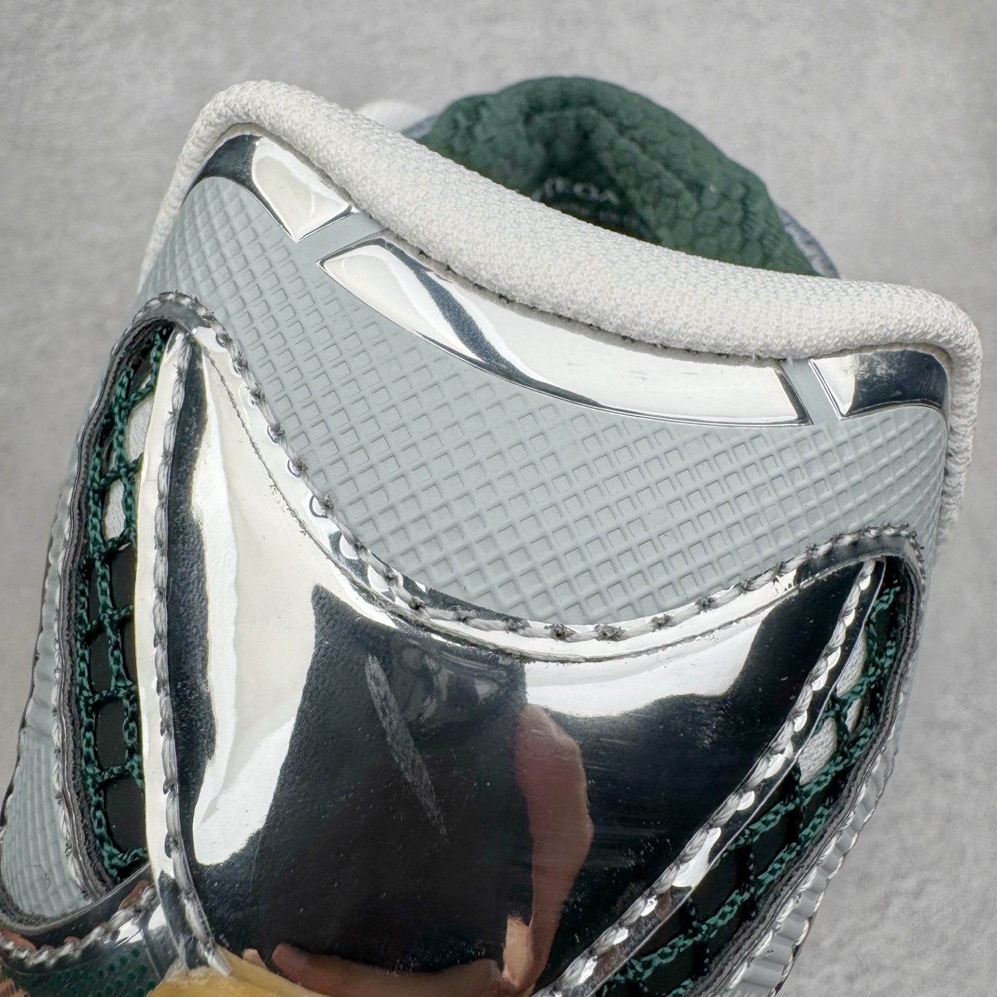 BV Orbit Runner 葆蝶 低筒 时尚舒适 老爹鞋 生活休闲鞋 板鞋 波鞋 绿色B5 741357V2X403031