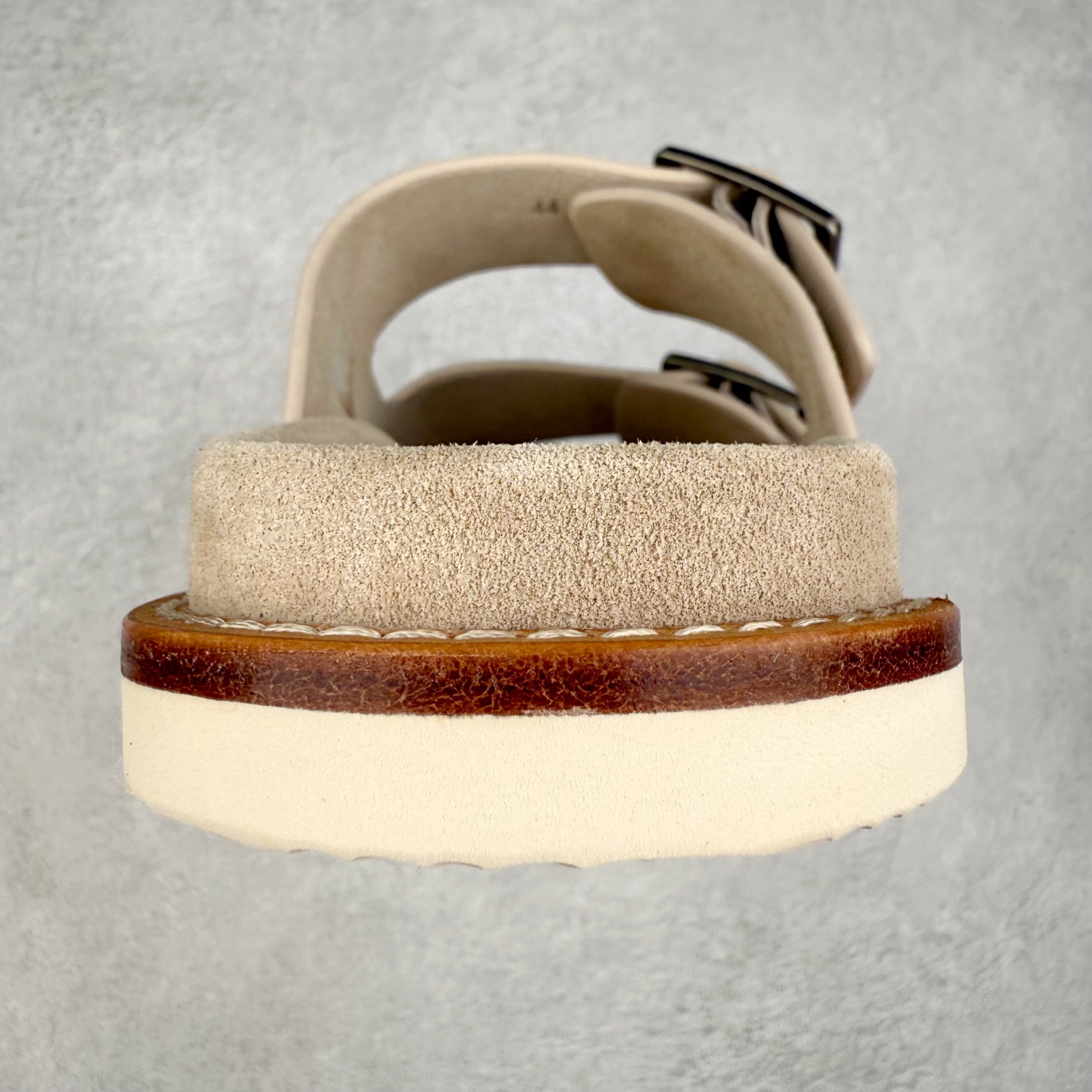 Brunello Cucinelli BC 工字 绒面革 圆头露趾 室内外 一字拖鞋 米色 MZUSILY327CHH10