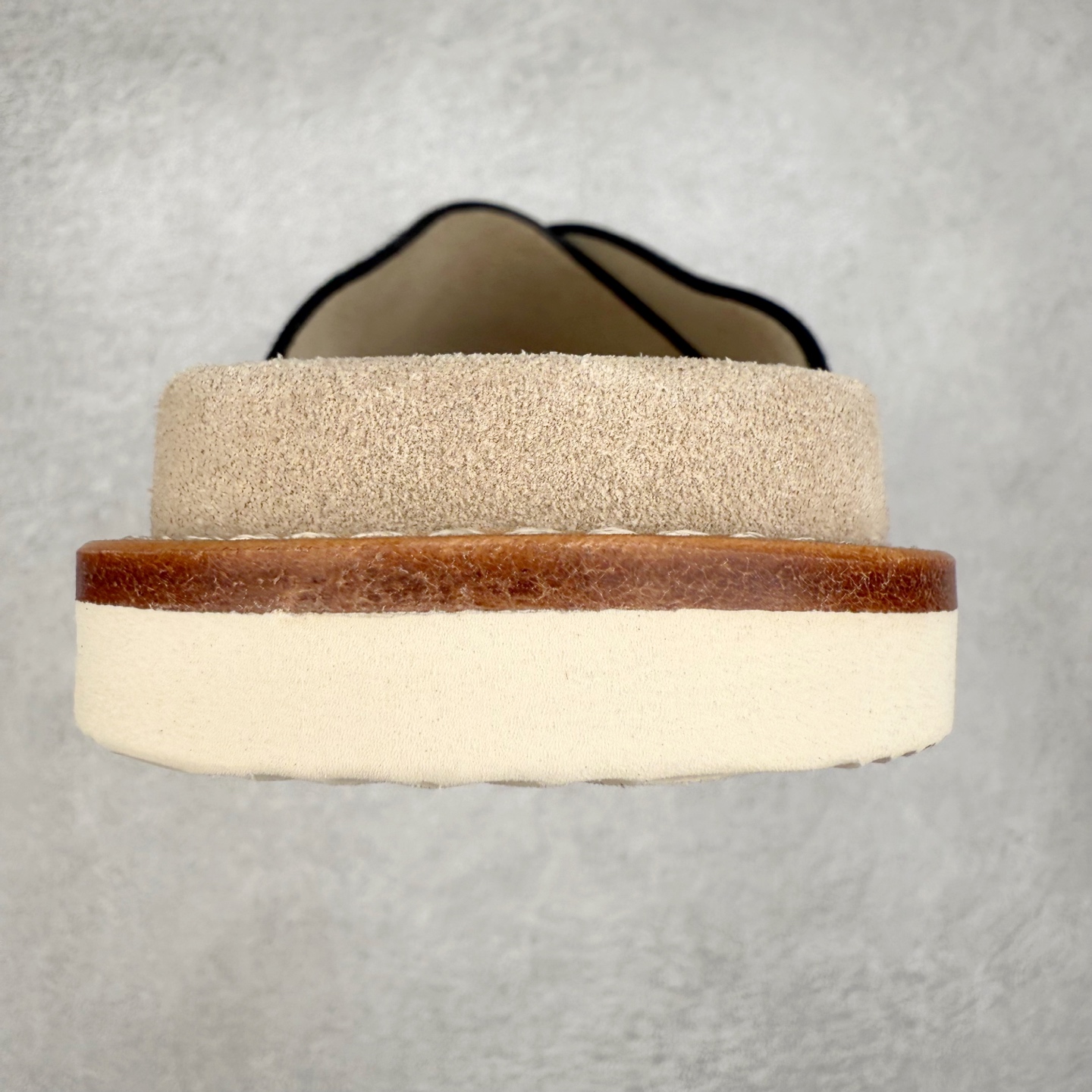 Brunello Cucinelli BC 绒面革 圆头露趾 室内外 一字拖鞋 黑色  Brunello Cucinelli 