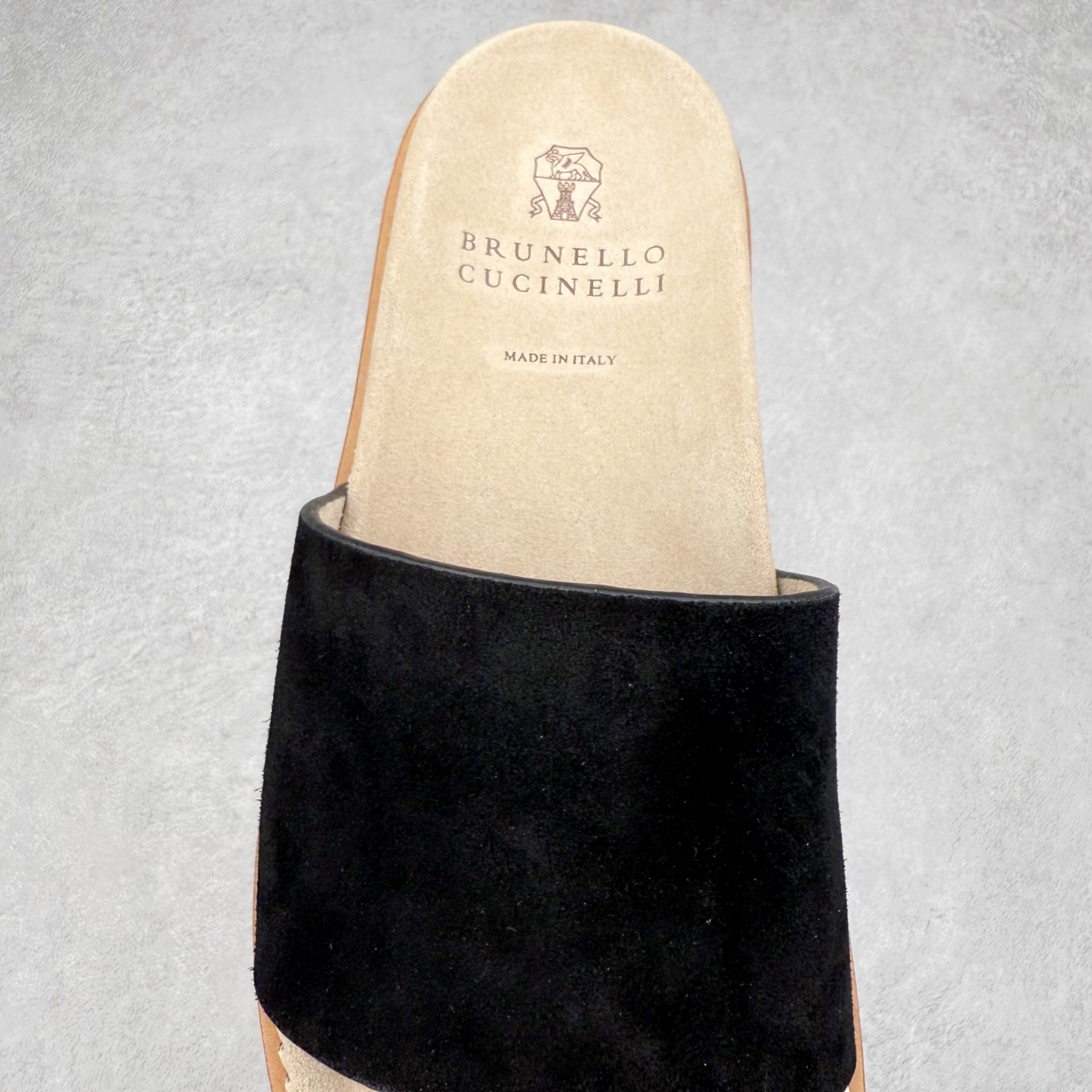 Brunello Cucinelli BC 工字 绒面革 圆头露趾 室内外 一字拖鞋 黑色 MZUSILY235CHW89