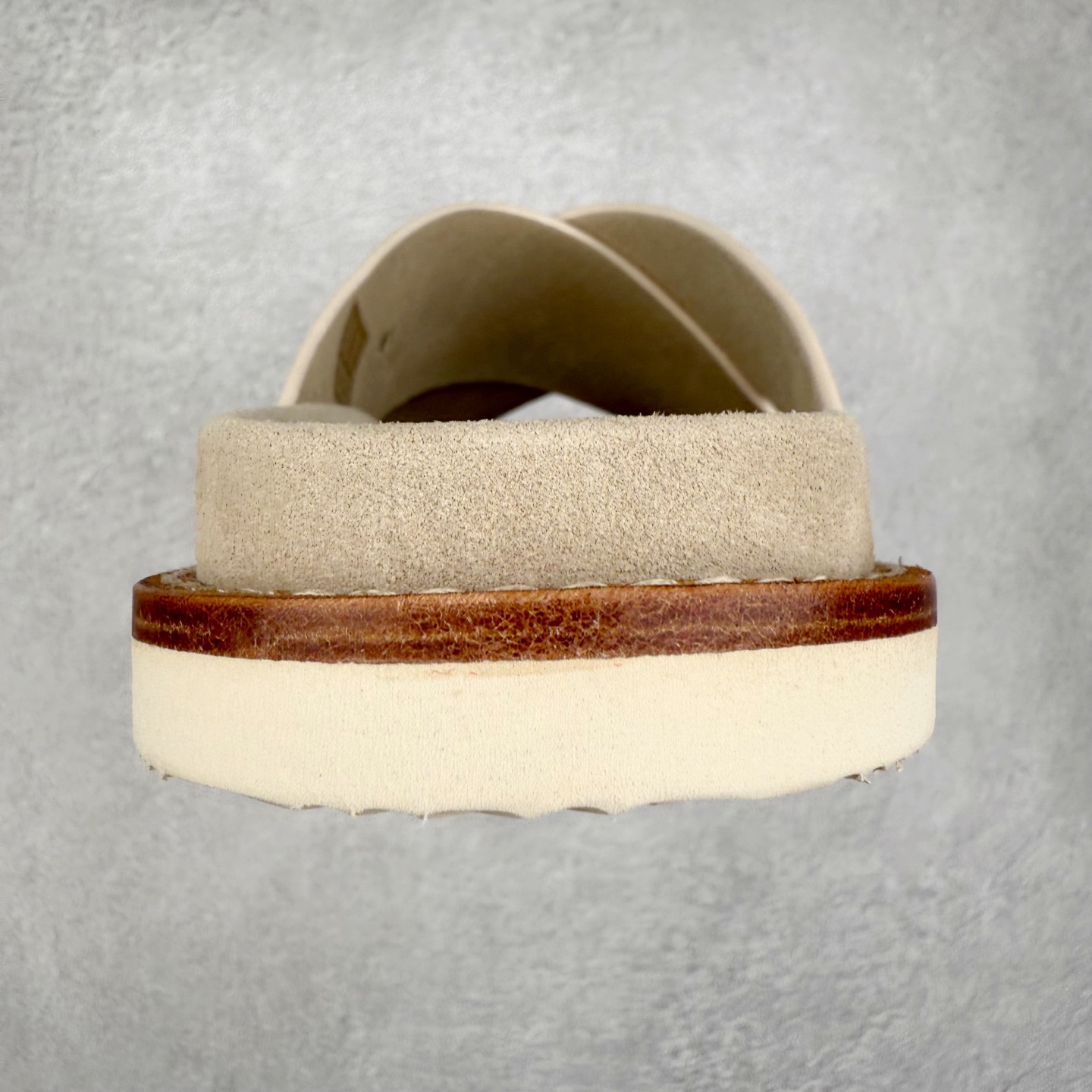  Brunello Cucinelli BC 绒面革 圆头露趾 室内外 一字拖鞋 米色 MZUSILY327-CBW33