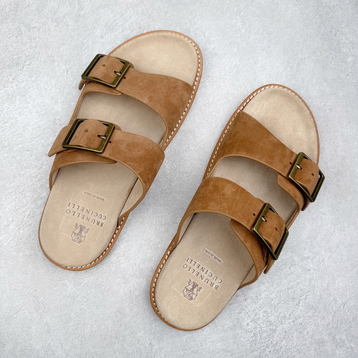 Brunello Cucinelli BC 工字 绒面革 圆头露趾 室内外 一字拖鞋 棕色 MZUSILY235CHW89