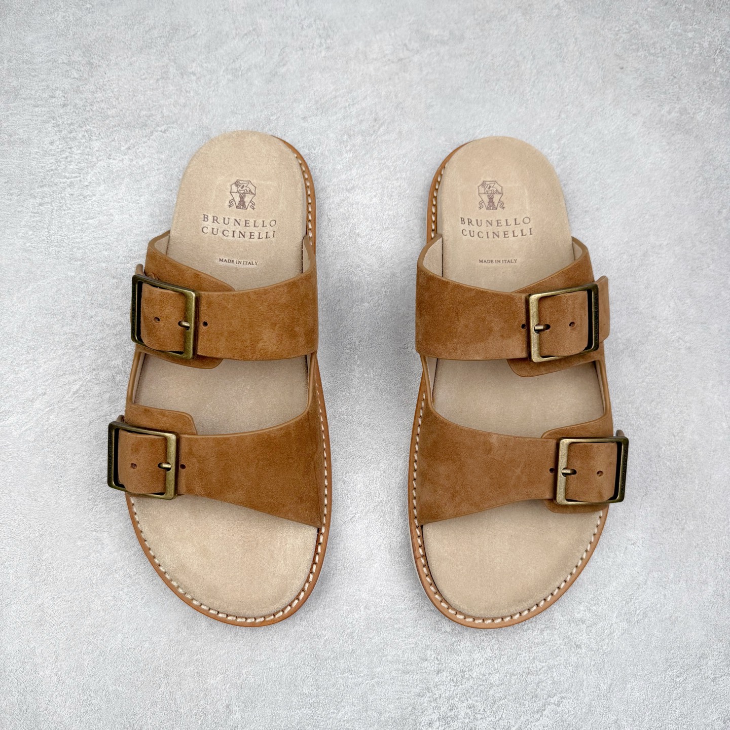 Brunello Cucinelli BC 工字 绒面革 圆头露趾 室内外 一字拖鞋 棕色 MZUSILY235CHW89