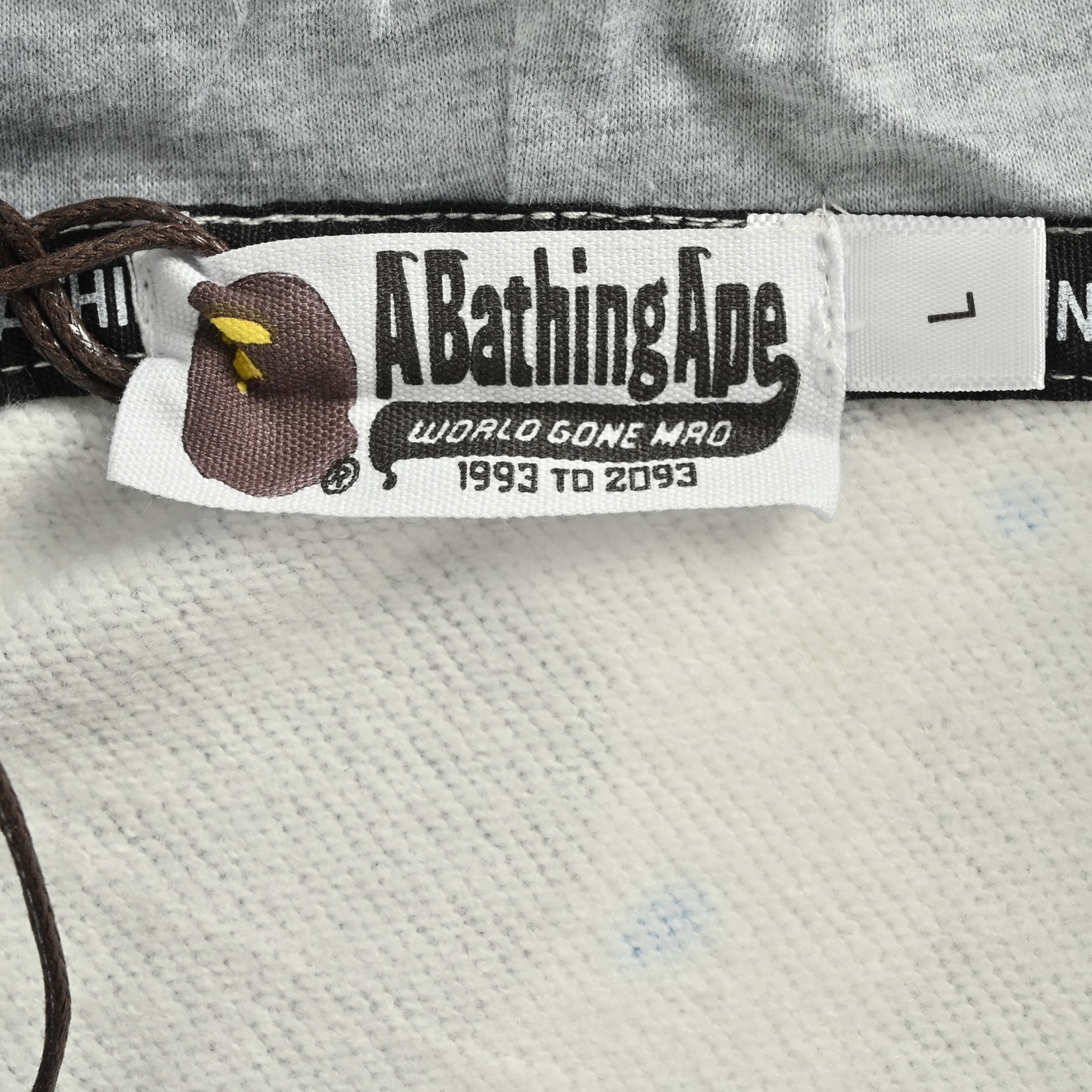 双帽子 星空荧光 A BATHING APE BAPE 鲨鱼系列 城市迷彩鲨鱼双连帽 拉链 外套卫衣 男女同款  白色  15004XE