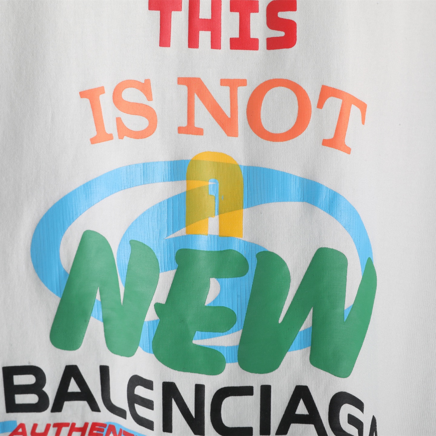 Balenciaga 巴黎世家 彩字裂纹  印花短袖 T恤 圆领 短款 夏季 白色A5