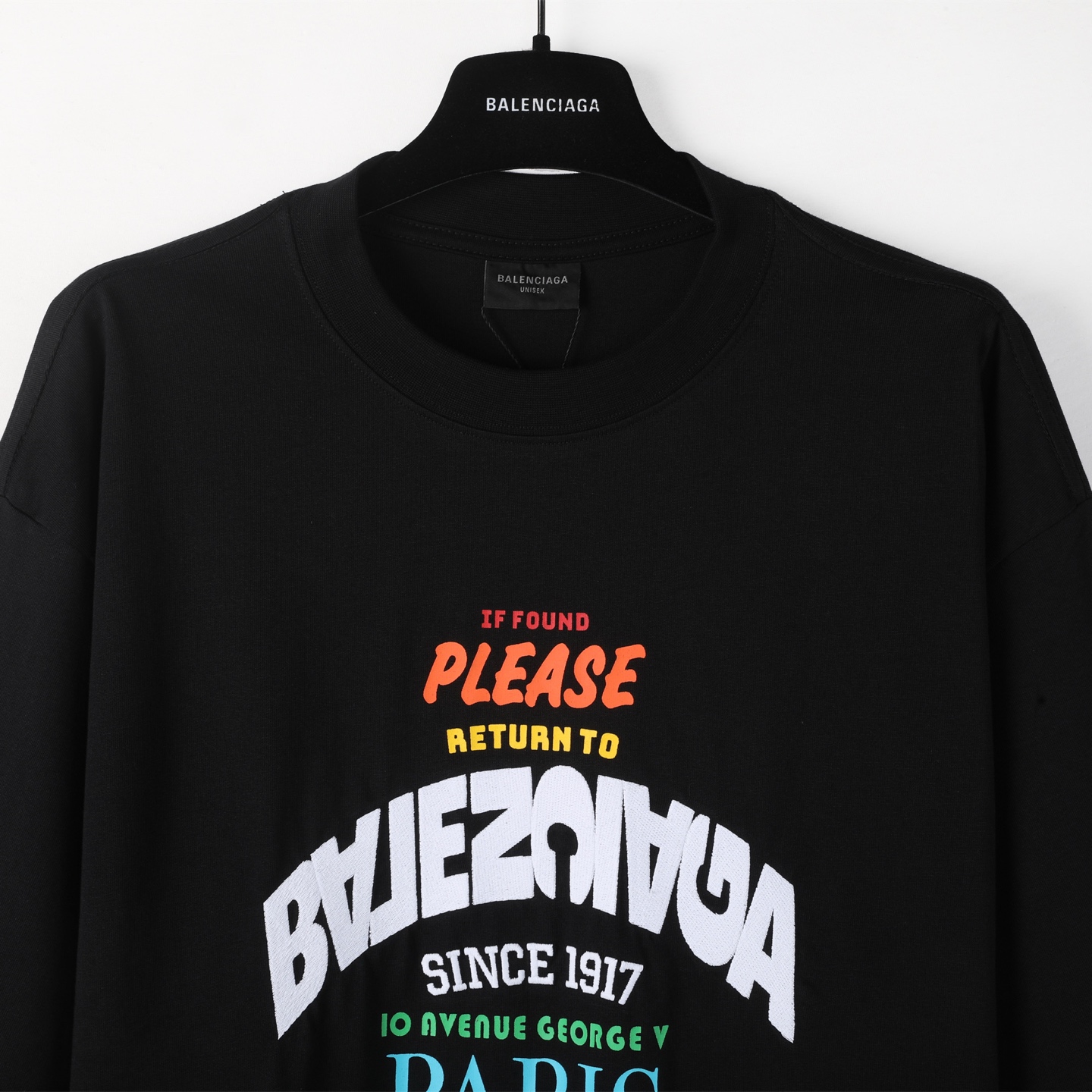  Balenciaga 巴黎世家 倒字母logo刺绣  印花短袖 T恤 圆领 短款 夏季 黑色A5  739028TTVA21070