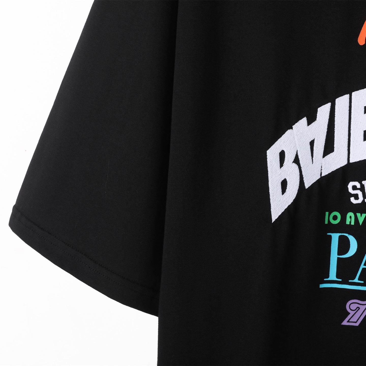  Balenciaga 巴黎世家 倒字母logo刺绣  印花短袖 T恤 圆领 短款 夏季 黑色A5  739028TTVA21070