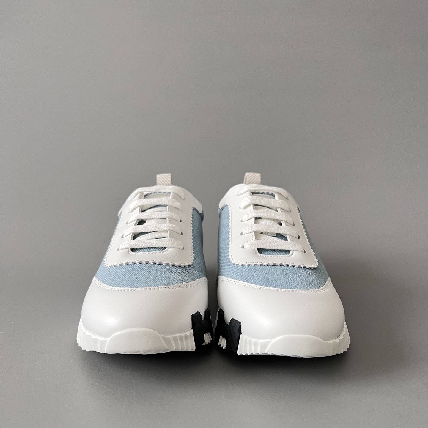 HERMES 爱马仕 Bouncing 网布 圆头系带 侧面字母嵌件 跑鞋 低帮 休闲鞋 波鞋 蓝白 H251100Z CB