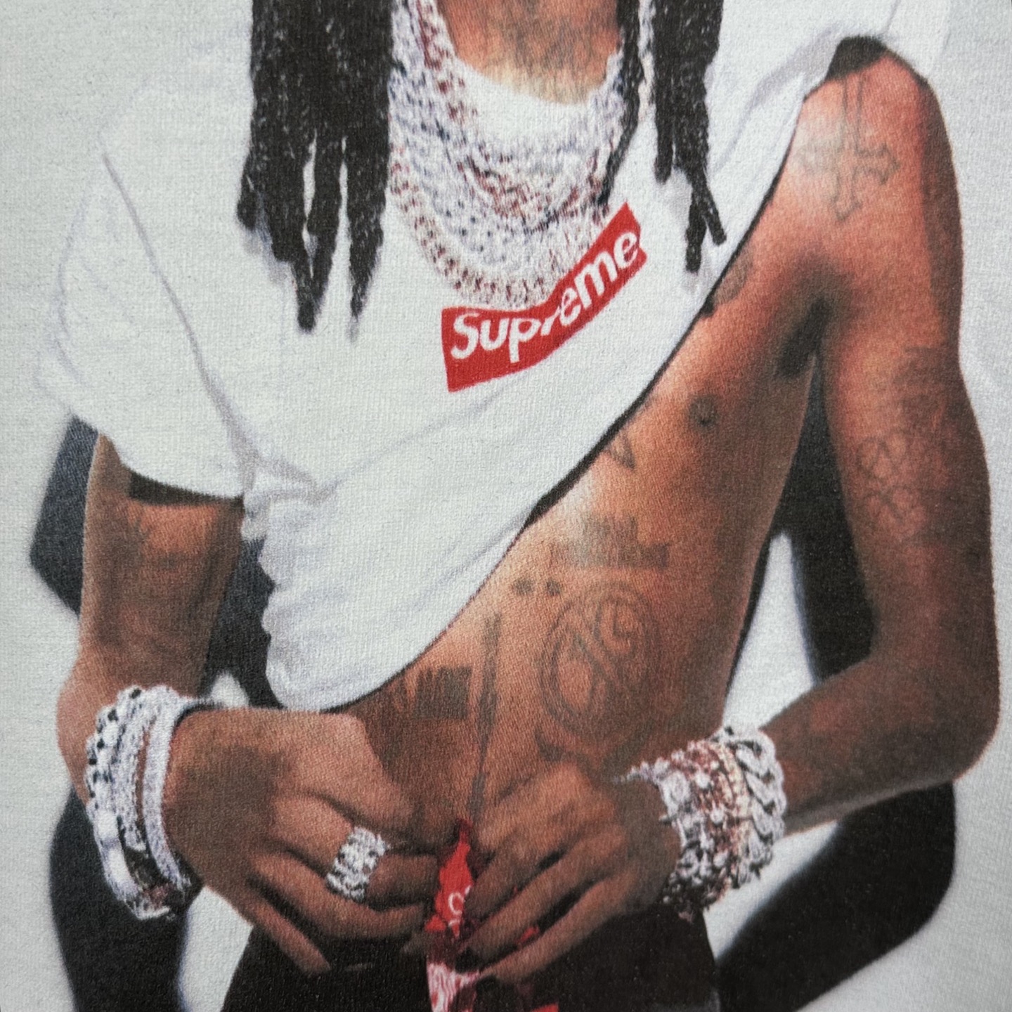 Supreme FW25 PLAYBOI CARTI PHOTO TEE  玩少卡蒂 印花logo圆领 短袖T恤 男女同款 黑色  白色   