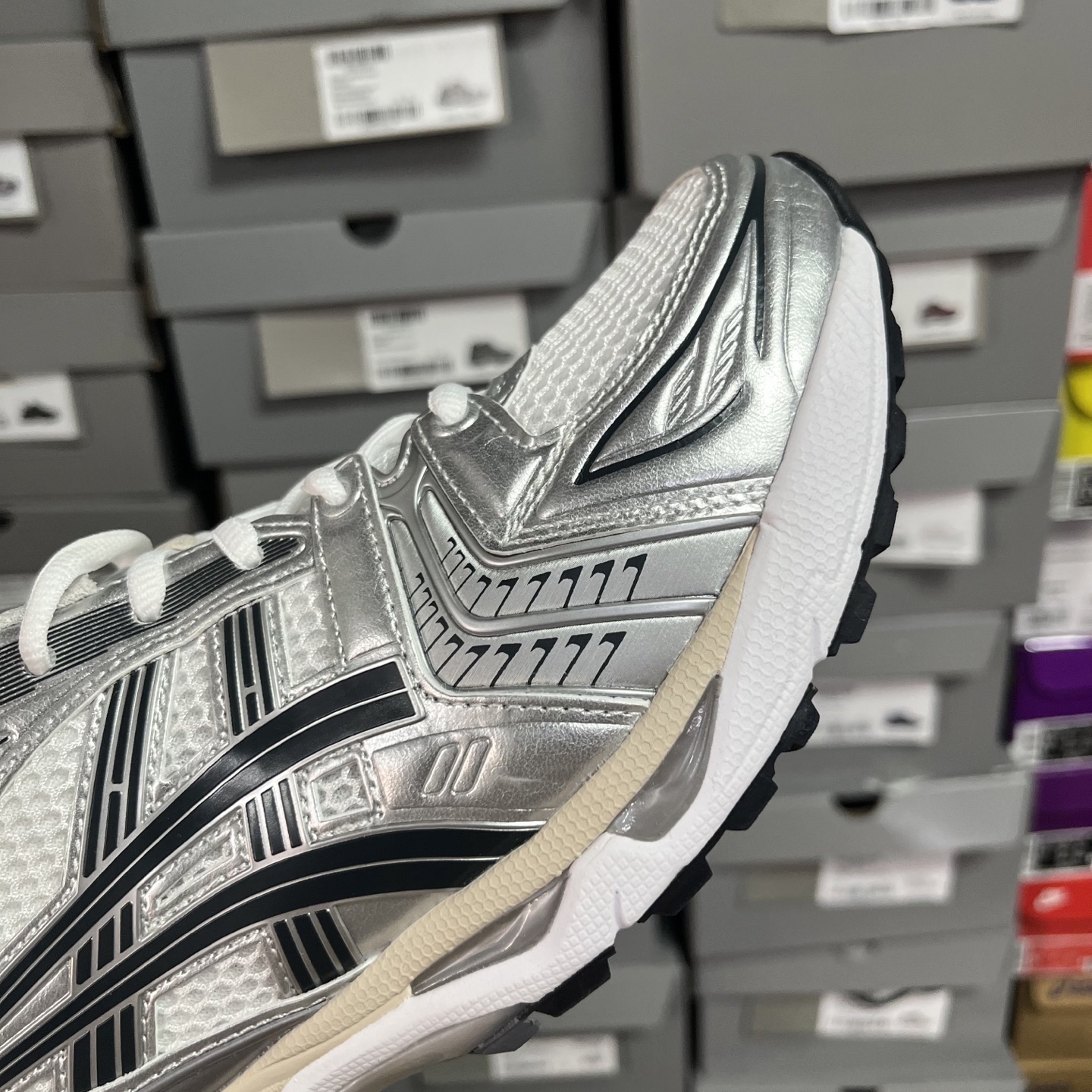 ASICS GEL-KAYANO K14 亚瑟士  低筒 减震 户外机能 运动鞋 跑步鞋  休闲鞋 板鞋 波鞋 男女同款 银白 1203A537-110