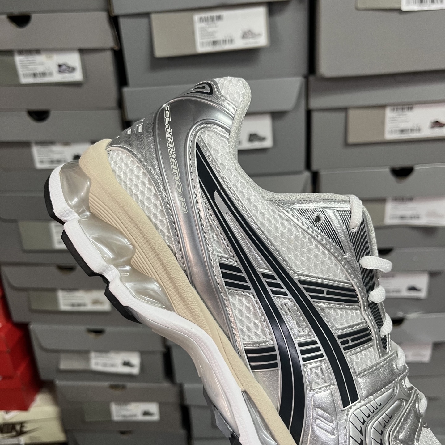 ASICS GEL-KAYANO K14 亚瑟士  低筒 减震 户外机能 运动鞋 跑步鞋  休闲鞋 板鞋 波鞋 男女同款 银白 1203A537-110