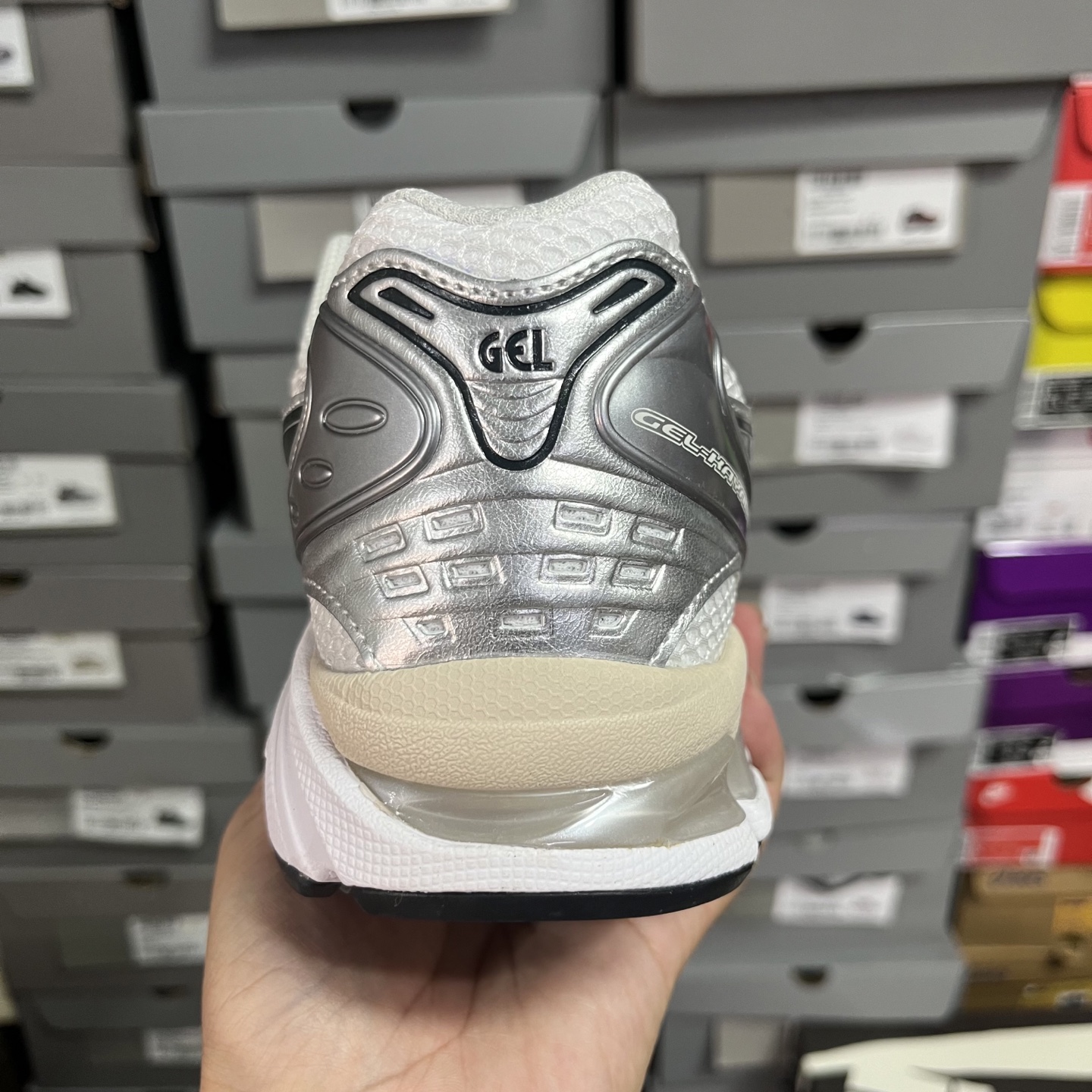 ASICS GEL-KAYANO K14 亚瑟士  低筒 减震 户外机能 运动鞋 跑步鞋  休闲鞋 板鞋 波鞋 男女同款 银白 1203A537-110