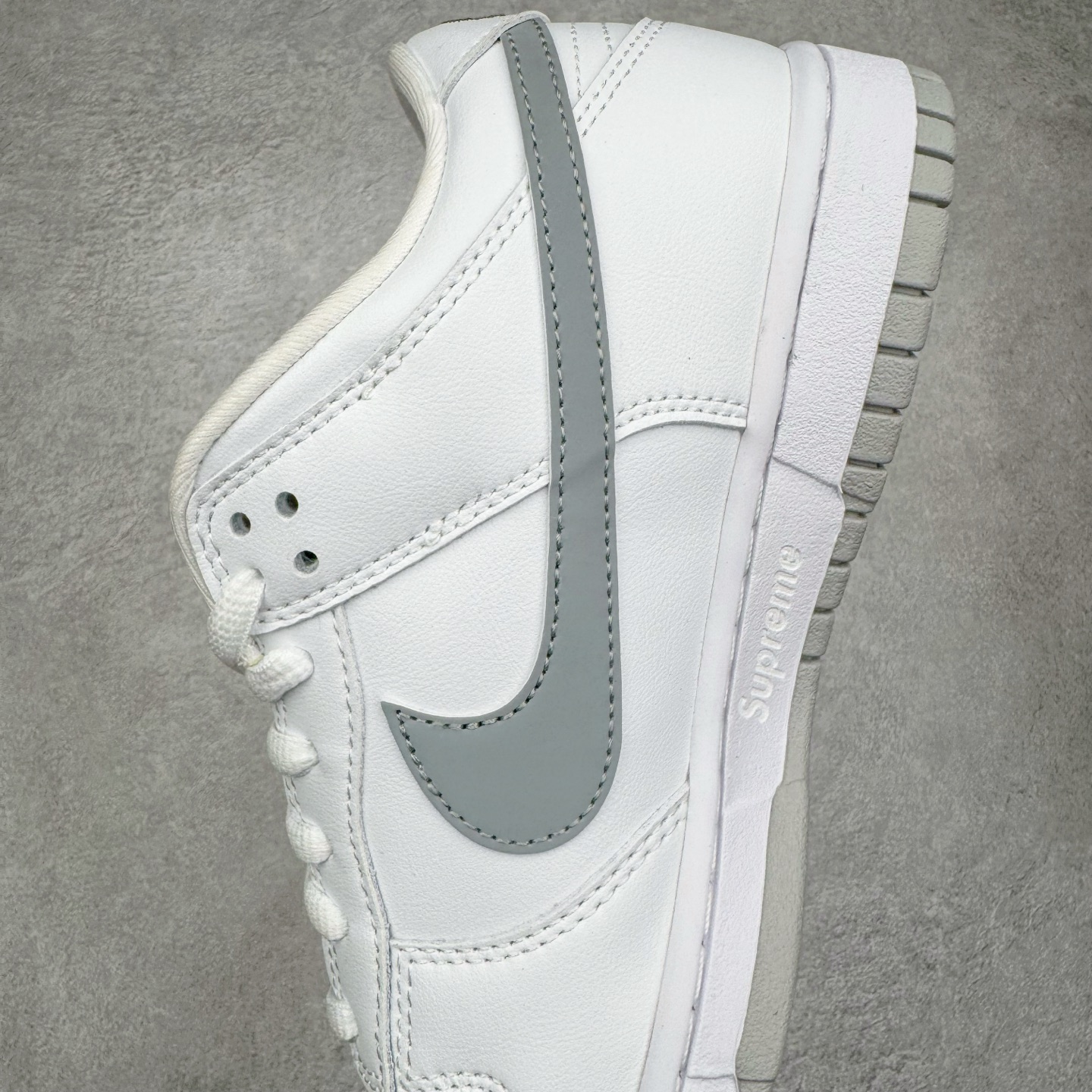  Supreme  Dunk SB DUNK LOW PRO OG QS 94 低筒 复古板鞋 休闲鞋 男鞋 女鞋 波鞋 白色 HQ8487-100