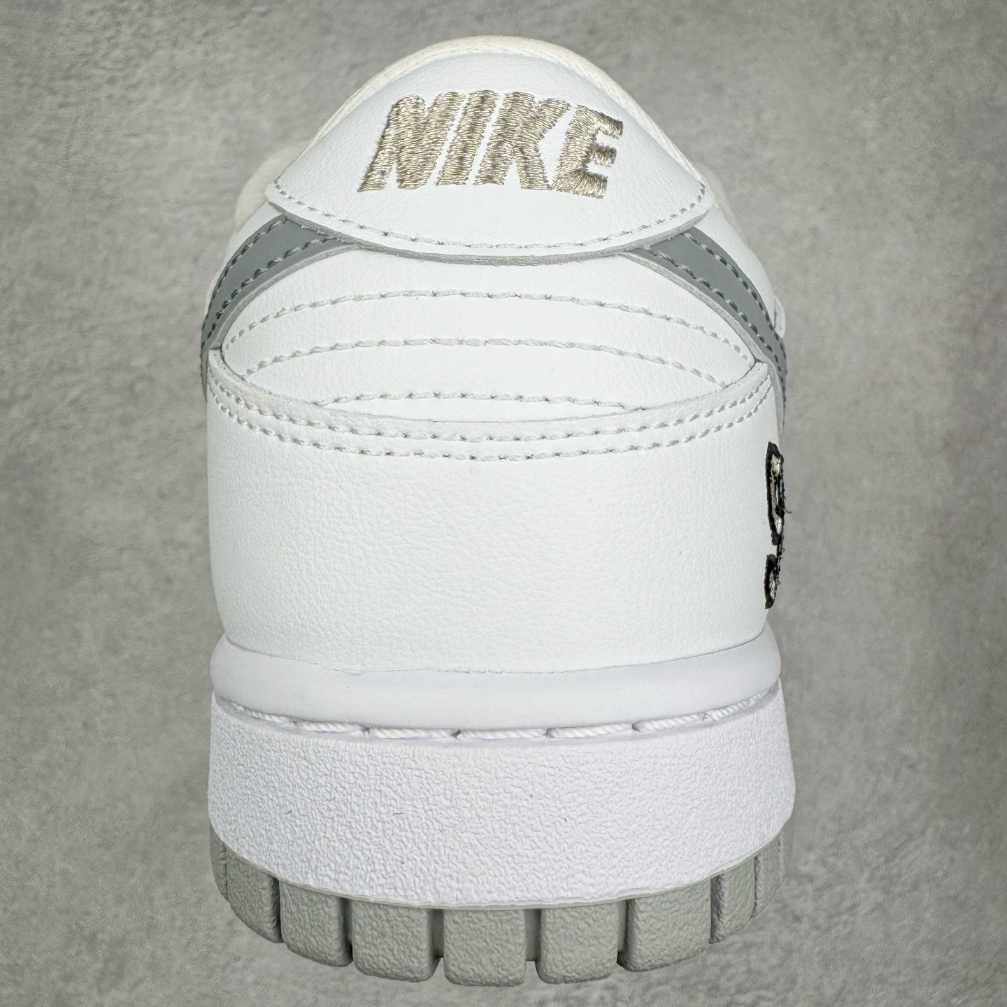  Supreme  Dunk SB DUNK LOW PRO OG QS 94 低筒 复古板鞋 休闲鞋 男鞋 女鞋 波鞋 白色 HQ8487-100