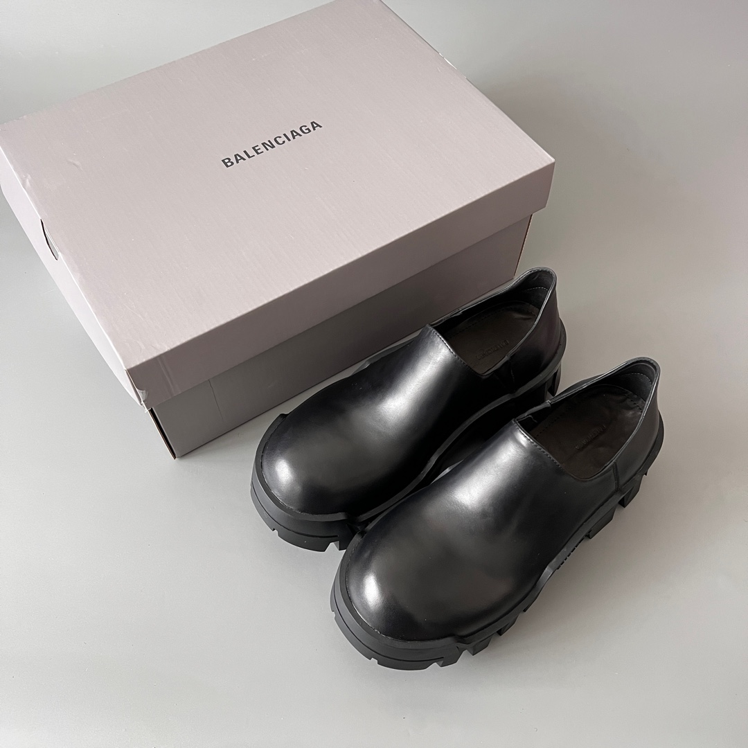 Balenciaga Bulldozer 巴黎世家 德比 系带 低筒 老爹鞋 运动 复古板鞋 休闲鞋 男鞋 黑色 672478WBCQ01000