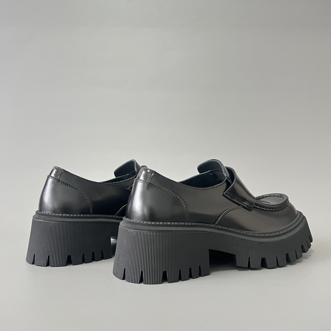 Balenciaga Tractor 巴黎世家 德比 乐福 系带 低筒 老爹鞋 运动 复古板鞋 休闲鞋 男鞋 黑色  760433WA8E91000