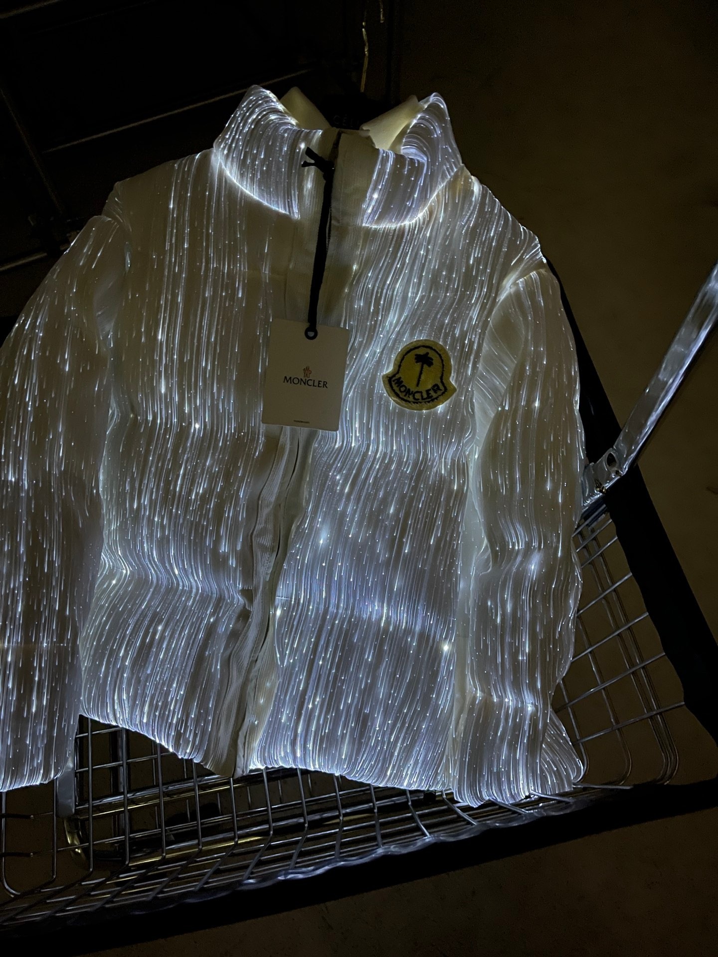 蒙口 MONCLER GENIUSxPalm Angels 联名款 maya 发光系列  纯色长袖立领短款羽绒服 男女同款 白色 H20961A00010M2847001