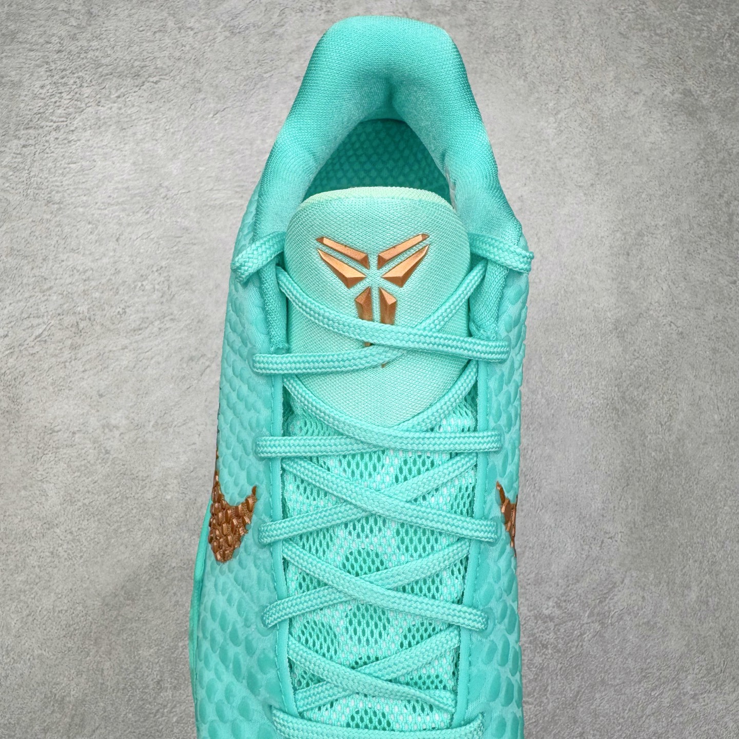 S2 Kobe6  前掌Zoom Turbo 气垫 后掌EVA缓震 低筒 球鞋 籃球鞋 實戰鞋 真碳板 男鞋 波鞋 自由女神 IO5774-300