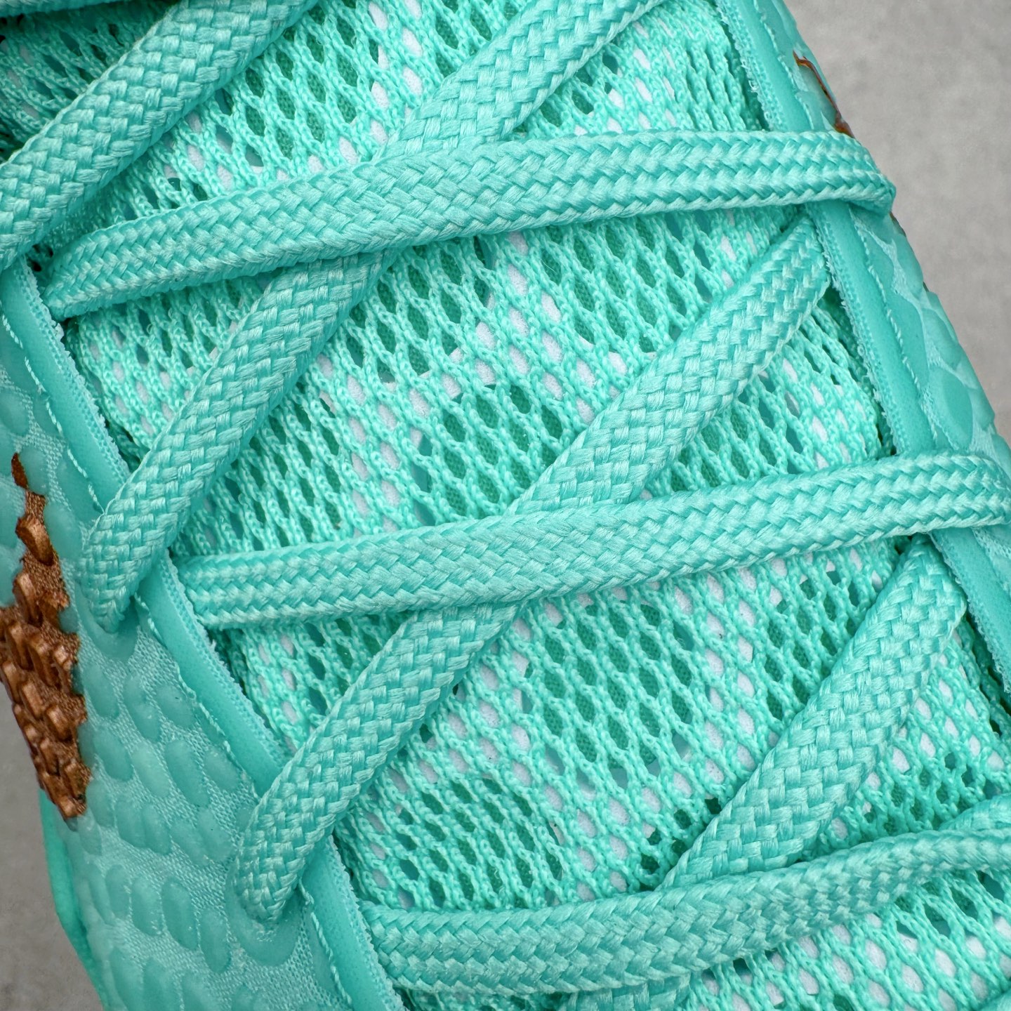 S2 Kobe6  前掌Zoom Turbo 气垫 后掌EVA缓震 低筒 球鞋 籃球鞋 實戰鞋 真碳板 男鞋 波鞋 自由女神 IO5774-300