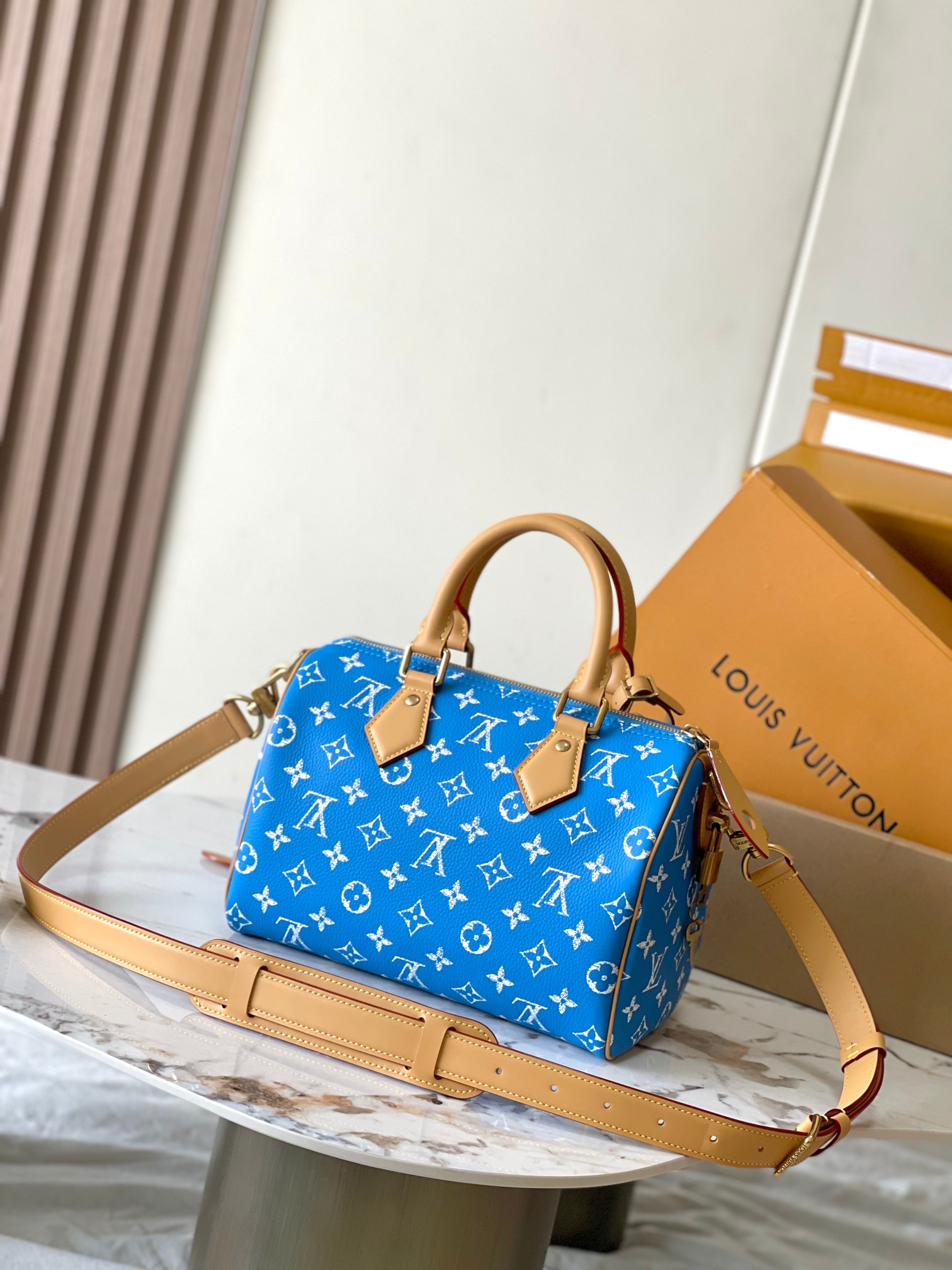 LOUIS VUITTON 路易威登 LV  Speedy 25  可拆卸肩带 LV牛皮革 斜挎包 单肩包 双肩包 水桶 手提包 蓝色 M24424