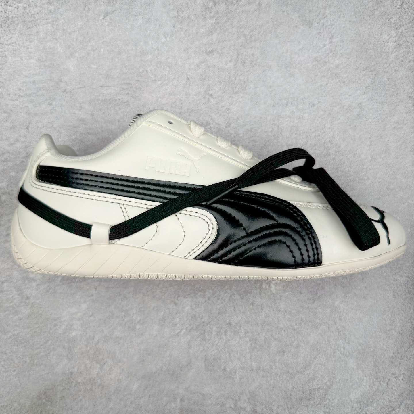  Rose Puma Speedcat  低筒 做旧 系带 二层绒面皮防滑耐磨 低筒 舒适时尚 赛车 跑步鞋 休闲鞋 波鞋 白色 404390-01