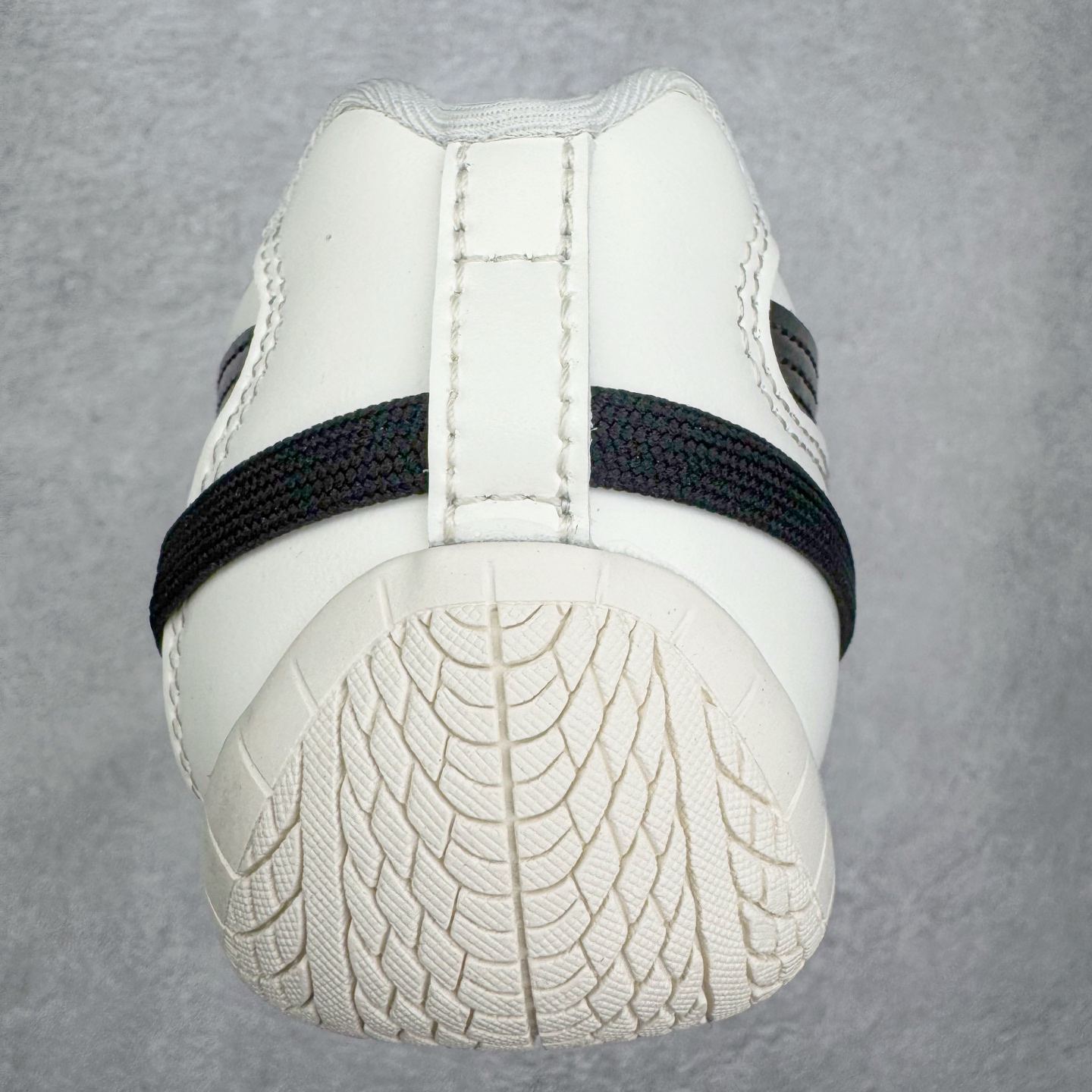  Rose Puma Speedcat  低筒 做旧 系带 二层绒面皮防滑耐磨 低筒 舒适时尚 赛车 跑步鞋 休闲鞋 波鞋 白色 404390-01