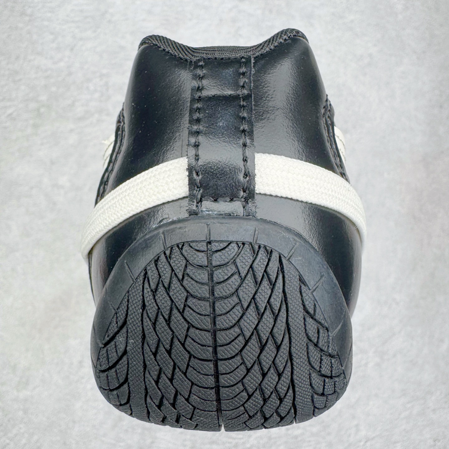 Rose Puma Speedcat  低筒 做旧 系带 二层绒面皮防滑耐磨 低筒 舒适时尚 赛车 跑步鞋 休闲鞋 波鞋 黑白 404391-01