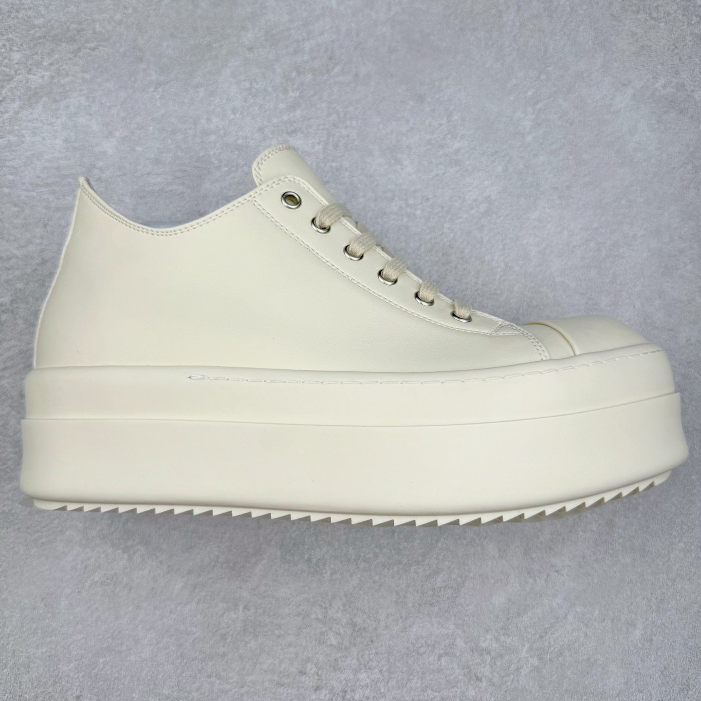 RICK OWENS DRKSHDW RO 圆头 低筒  板鞋 休闲鞋 波鞋 男鞋 女鞋 帆布 白色 皮质厚底 RP01E7876LCO-1111