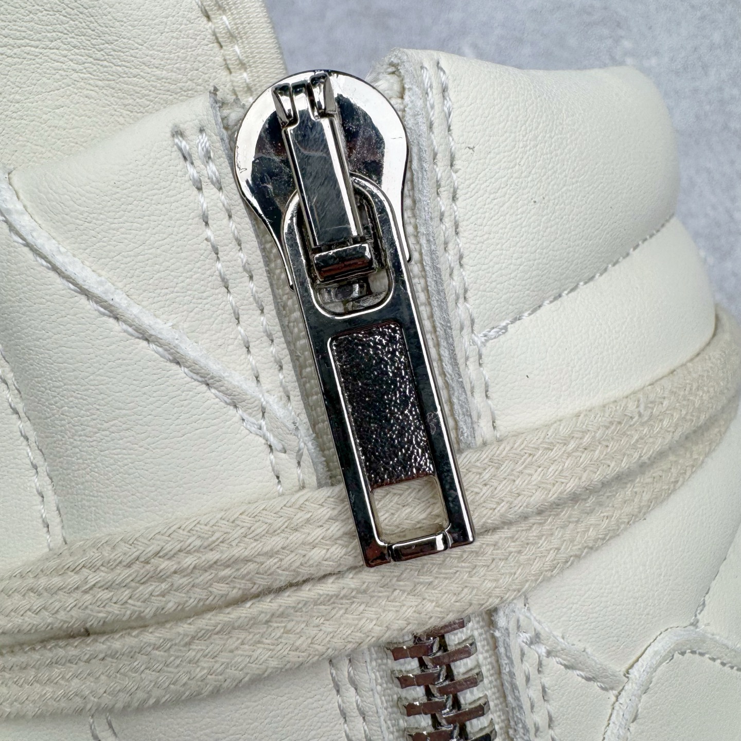 生胶底 RICK OWENS DRKSHDW RO 圆头 高筒  板鞋 休闲鞋 波鞋 男鞋 女鞋 帆布 白色 皮倒三角 RU02E1801LCO-111