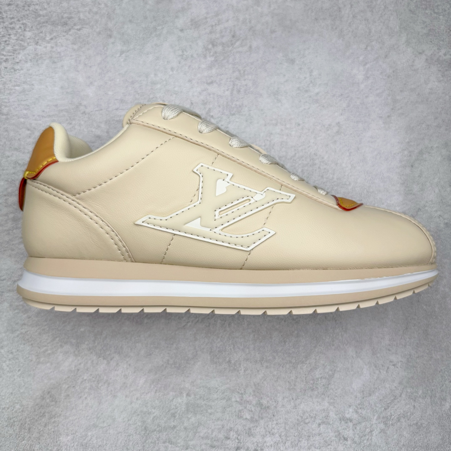 LOUIS VUITTON Buttersoft LV NIGO 路易威登 低筒 生活休闲鞋 板鞋 运动鞋 男鞋 女鞋  米色 1AIKEY