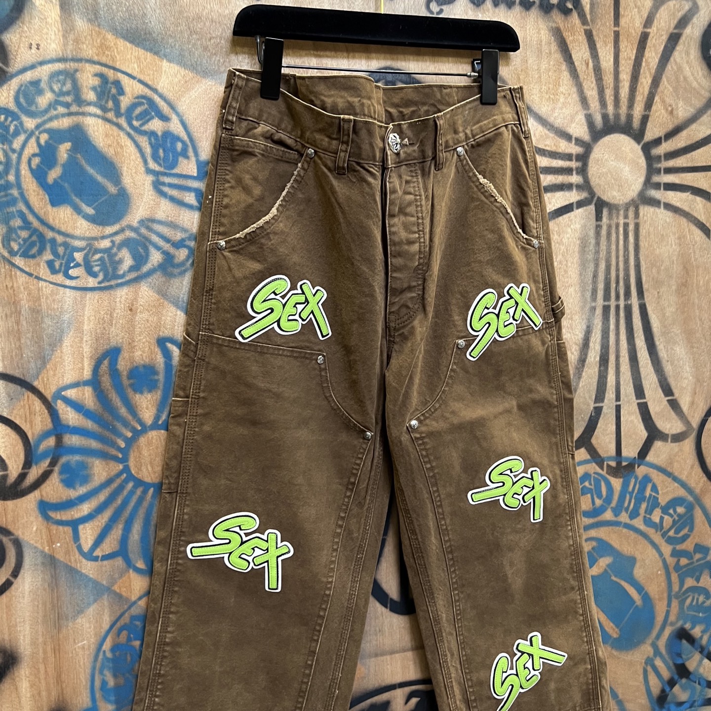 Chrome Hearts 克罗心 高街 字母图案复古 925银 牛皮辅料 水洗 工装 裤子 长裤 棕色绿字