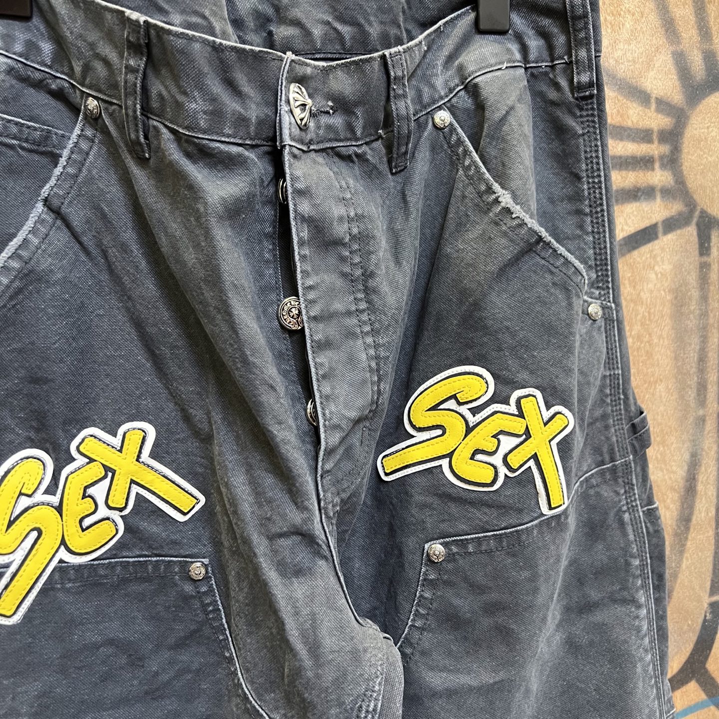 Chrome Hearts 克罗心 高街 字母图案复古 925银 牛皮辅料 水洗 工装 裤子 长裤 水洗黑