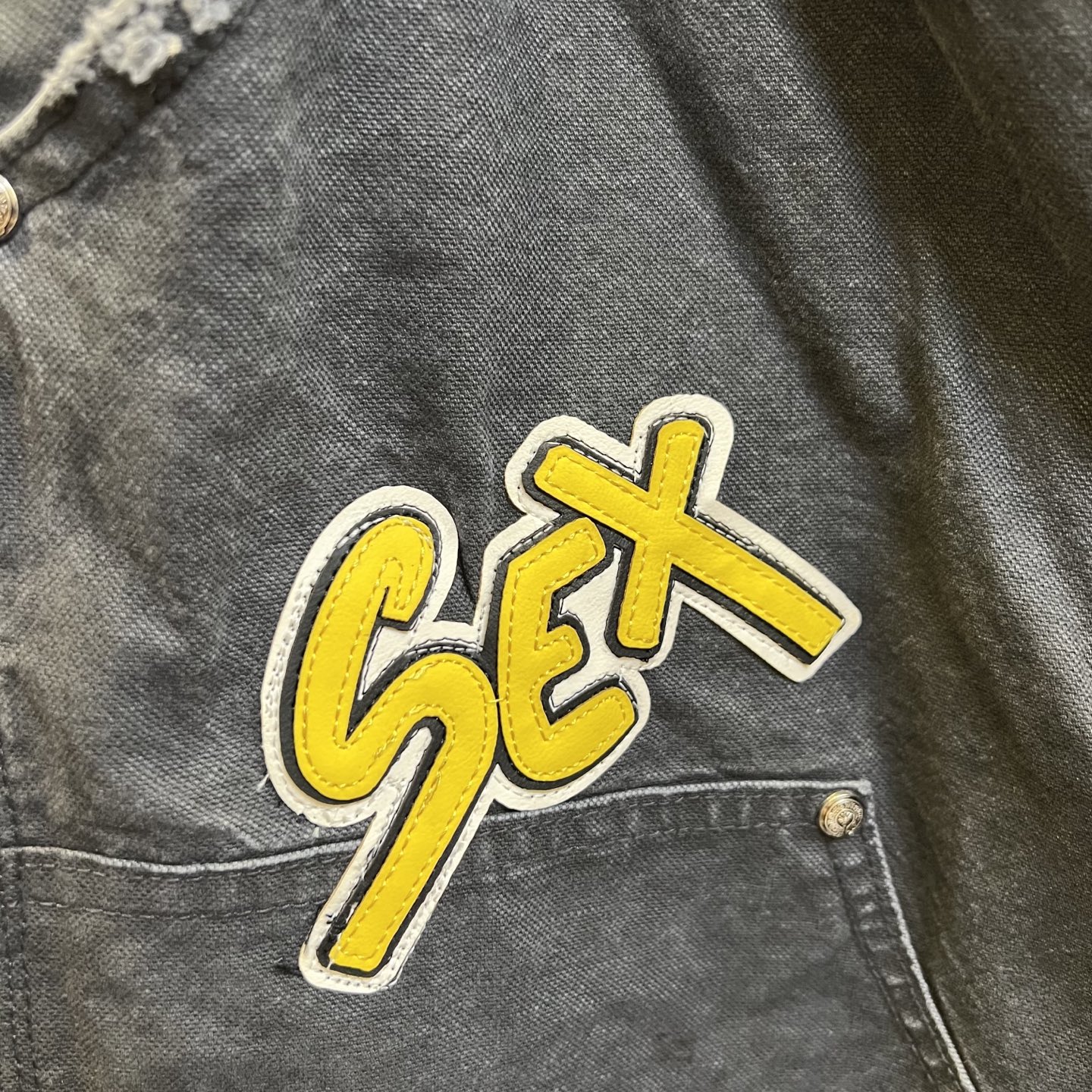 Chrome Hearts 克罗心 高街 字母图案复古 925银 牛皮辅料 水洗 工装 裤子 长裤 水洗黑