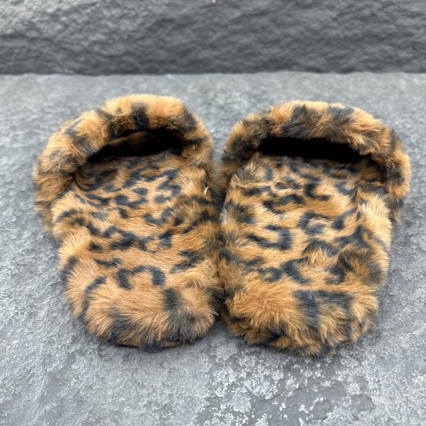 Balenciaga  巴黎世家 毛拖鞋  低筒  平底  户外室内 凉拖 男款 豹纹