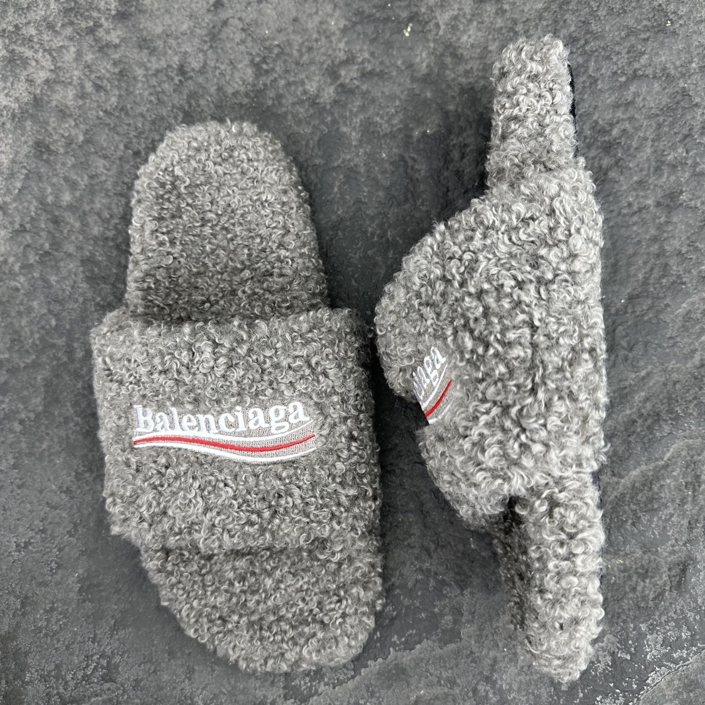 Balenciaga  巴黎世家 毛拖鞋  低筒  平底  户外室内 凉拖 男款 灰色