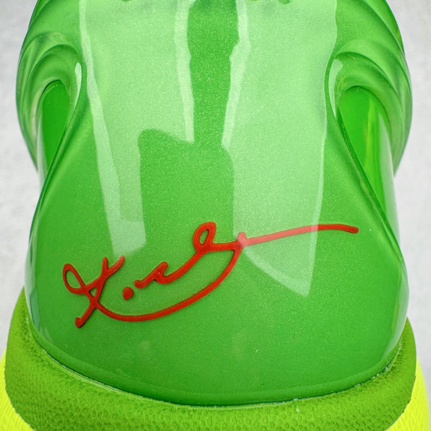 STAR S级 Kobe6 前掌Zoom Turbo 气垫 后掌EVA缓震 低筒 球鞋 籃球鞋 實戰鞋  真碳板 男鞋  波鞋 青蜂侠  CW2190-300