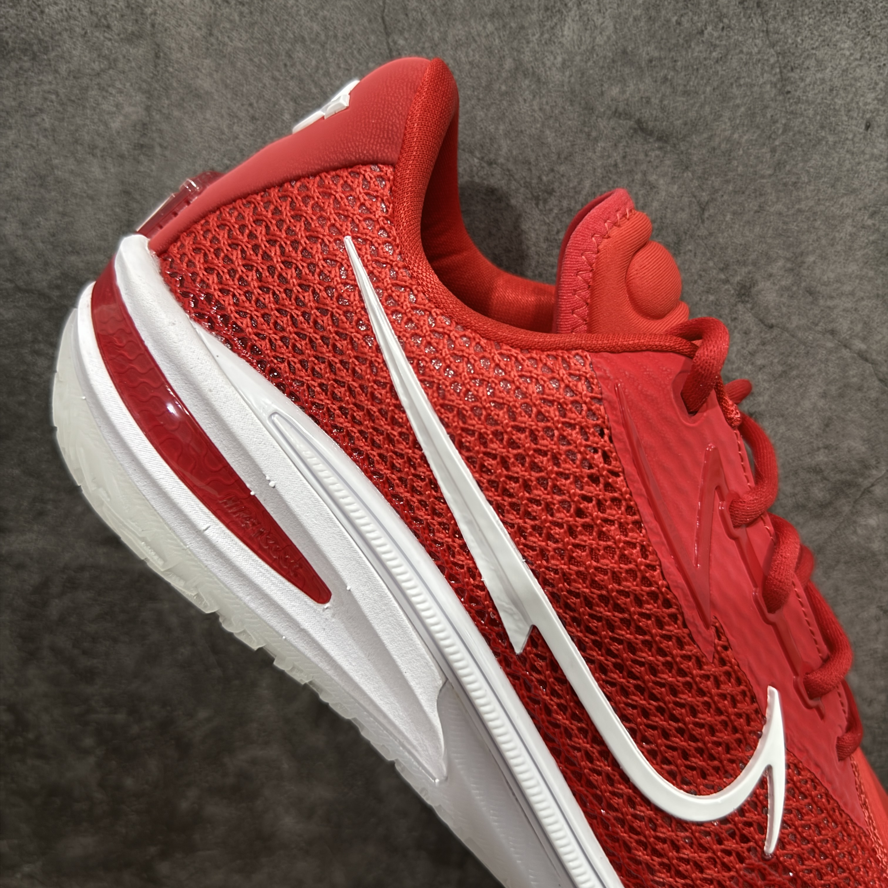 XO GT Cut 1 低筒  防滑耐磨 全掌氣墊 籃球鞋 實戰鞋 球鞋 波鞋 男鞋 新白红 DM5039-600